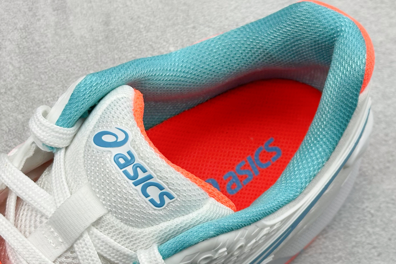 Asics Gel-Resoluti9 低帮网球鞋 1041A435-100