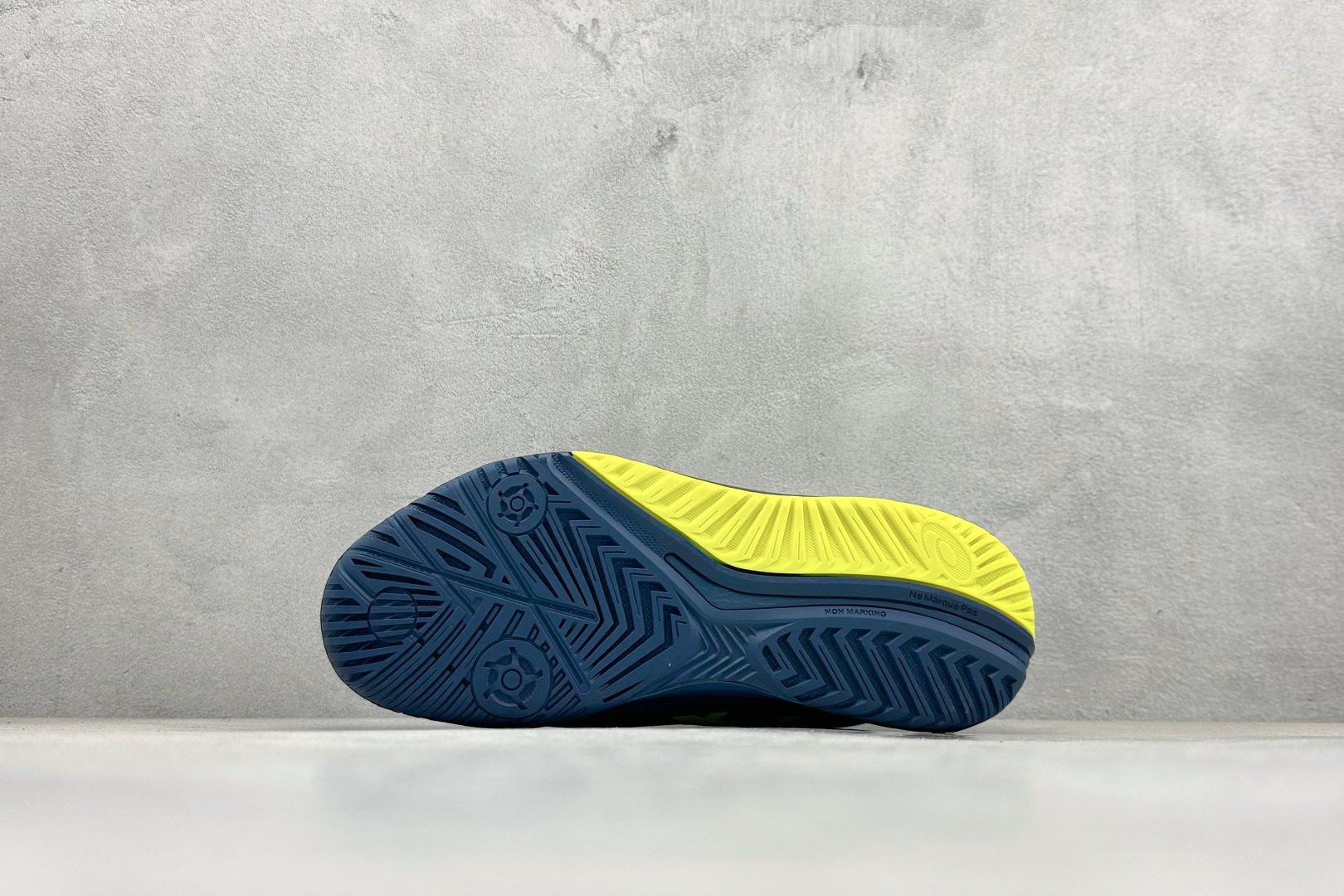 190 Asics Gel-Resoluti9 低帮网球鞋 1041A330-404