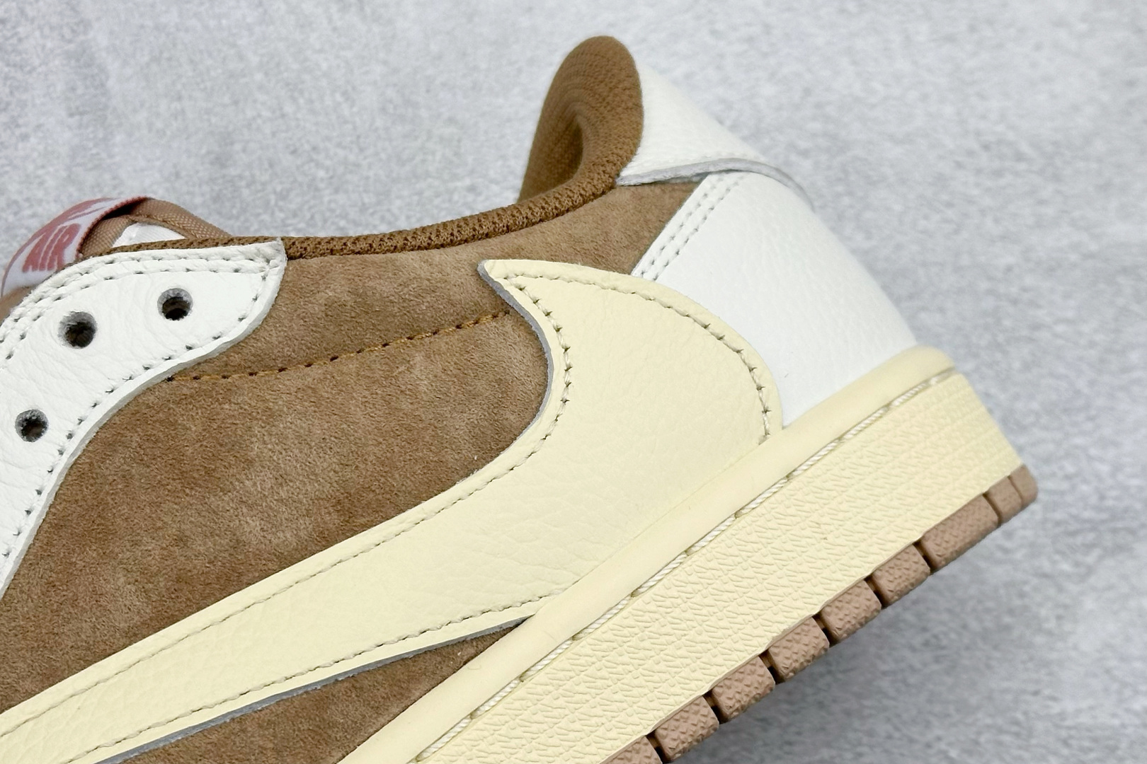 F版Fragment x TS x Air Jordan 1 Low 三方联名低帮倒钩板鞋 DM7866-106-莆田鞋,莆田鞋货源,高仿鞋,高仿鞋货源,安福档口,莆田高仿鞋,莆田鞋批发,高仿鞋批发,莆田高仿运动鞋,高仿运动鞋,莆田运动鞋 F版Fragment x TS x Air Jordan 1 Low 三方联名低帮倒钩板鞋 DM7866-106