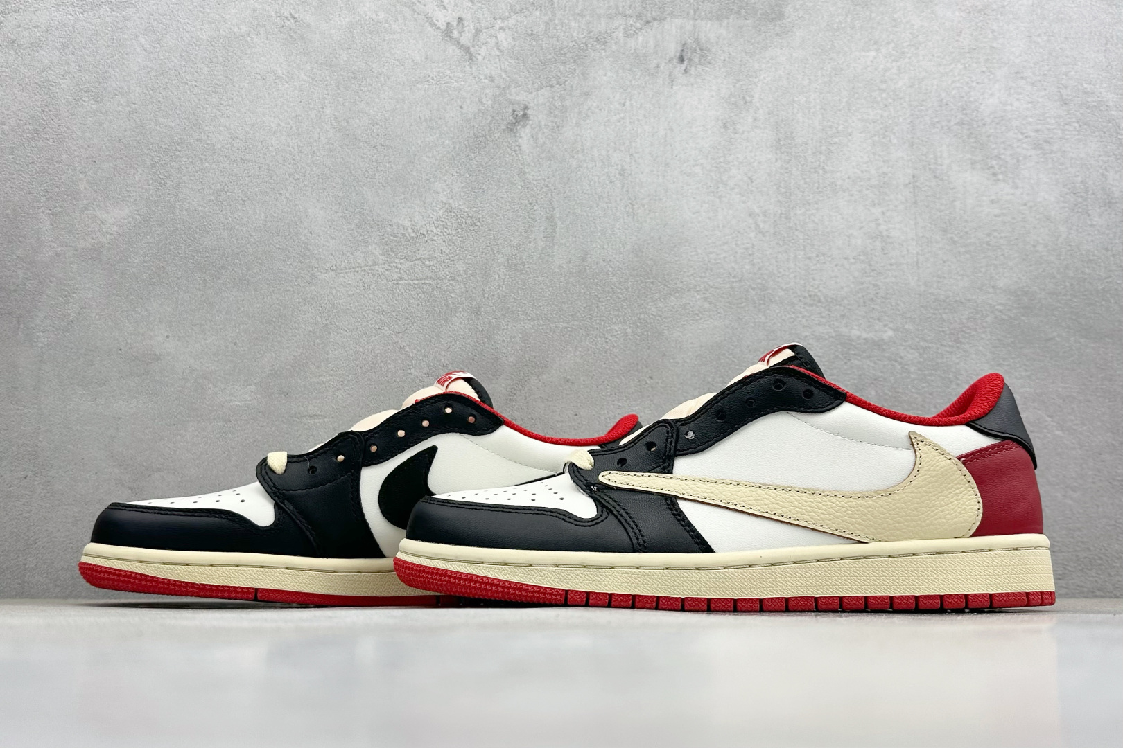 F版Fragment x TS x Air Jordan 1 Low 三方联名低帮倒钩板鞋 DM7866-166