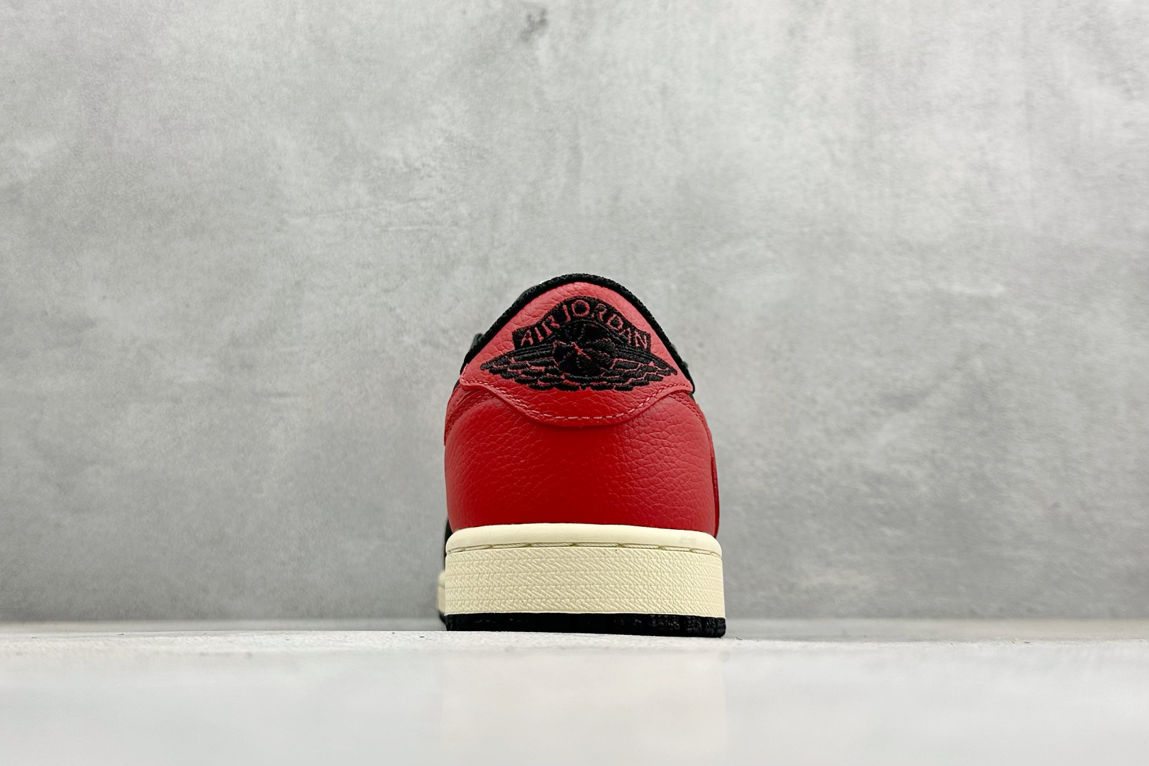 F版Fragment x TS x Air Jordan 1 Low 三方联名低帮倒钩板鞋 DM7866-061-莆田鞋,莆田鞋货源,高仿鞋,高仿鞋货源,安福档口,莆田高仿鞋,莆田鞋批发,高仿鞋批发,莆田高仿运动鞋,高仿运动鞋,莆田运动鞋 F版Fragment x TS x Air Jordan 1 Low 三方联名低帮倒钩板鞋 DM7866-061