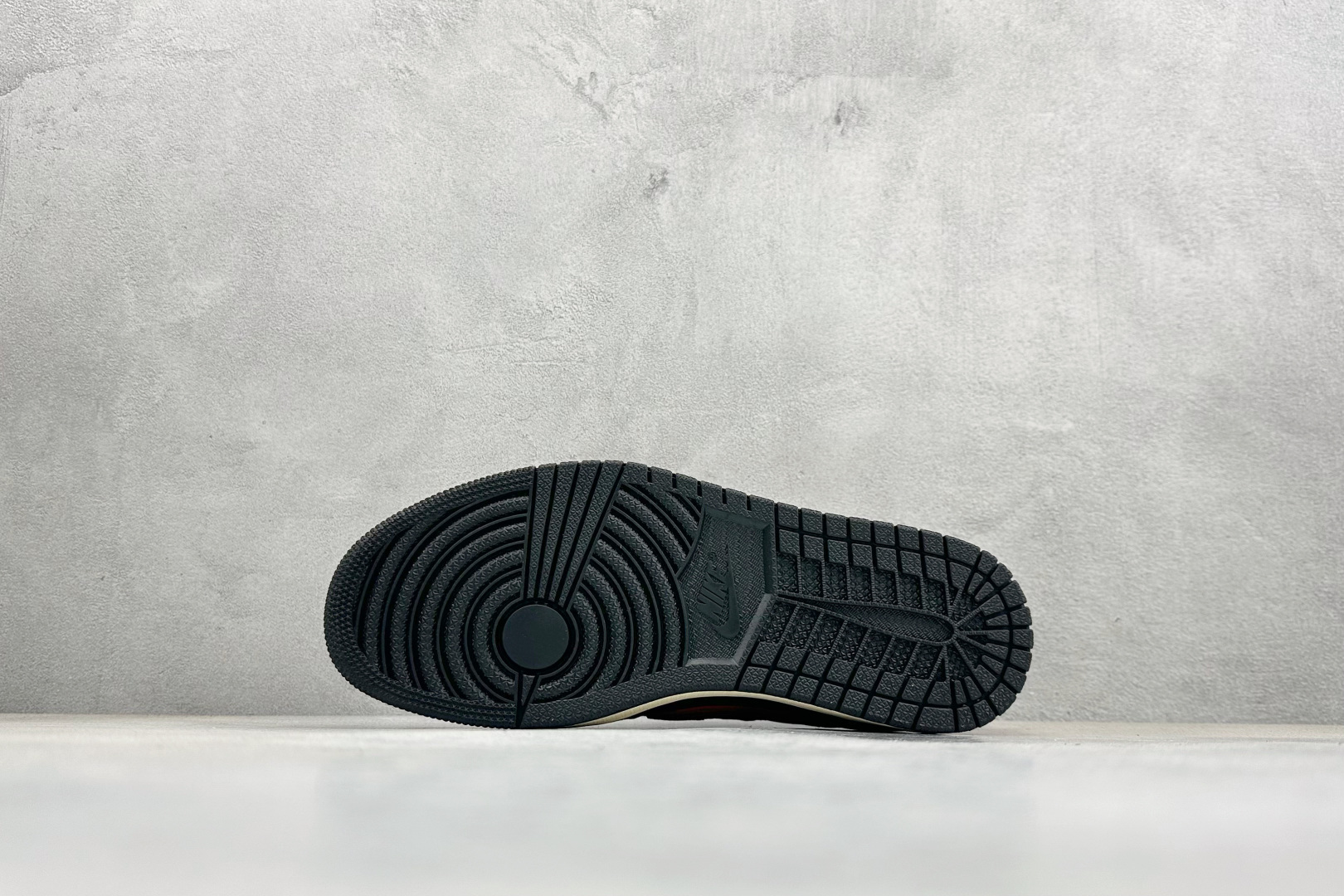 F版Fragment x TS x Air Jordan 1 Low 三方联名低帮倒钩板鞋 DM7866-061-莆田鞋,莆田鞋货源,高仿鞋,高仿鞋货源,安福档口,莆田高仿鞋,莆田鞋批发,高仿鞋批发,莆田高仿运动鞋,高仿运动鞋,莆田运动鞋 F版Fragment x TS x Air Jordan 1 Low 三方联名低帮倒钩板鞋 DM7866-061