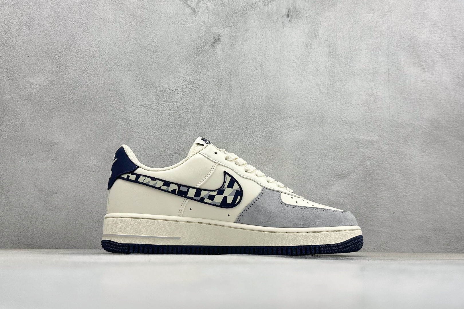 SC版Nike Air Force 1'07 Low 奶白蓝拼接 空军一号低帮休闲板鞋 NH0601-580