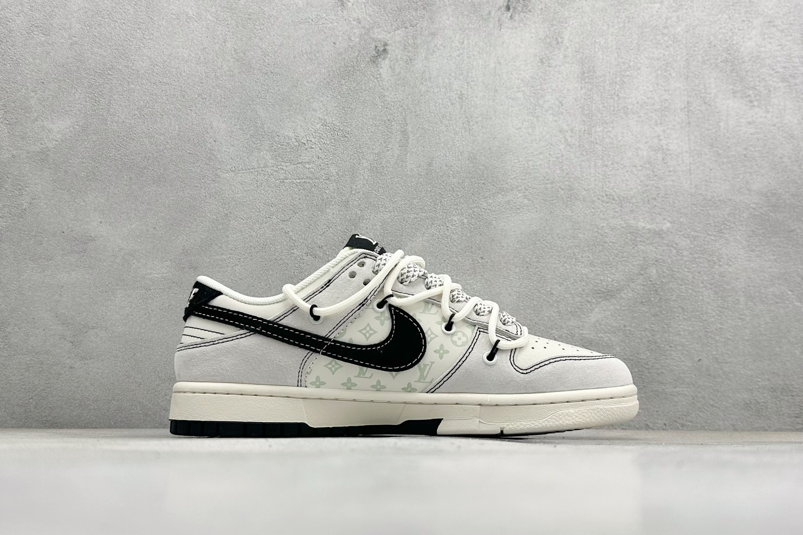 XC版Nike SB Dunk Low LV联名 灰涂鸦抽绳 周年高端定制 低帮休闲板鞋 CX5050-Y33