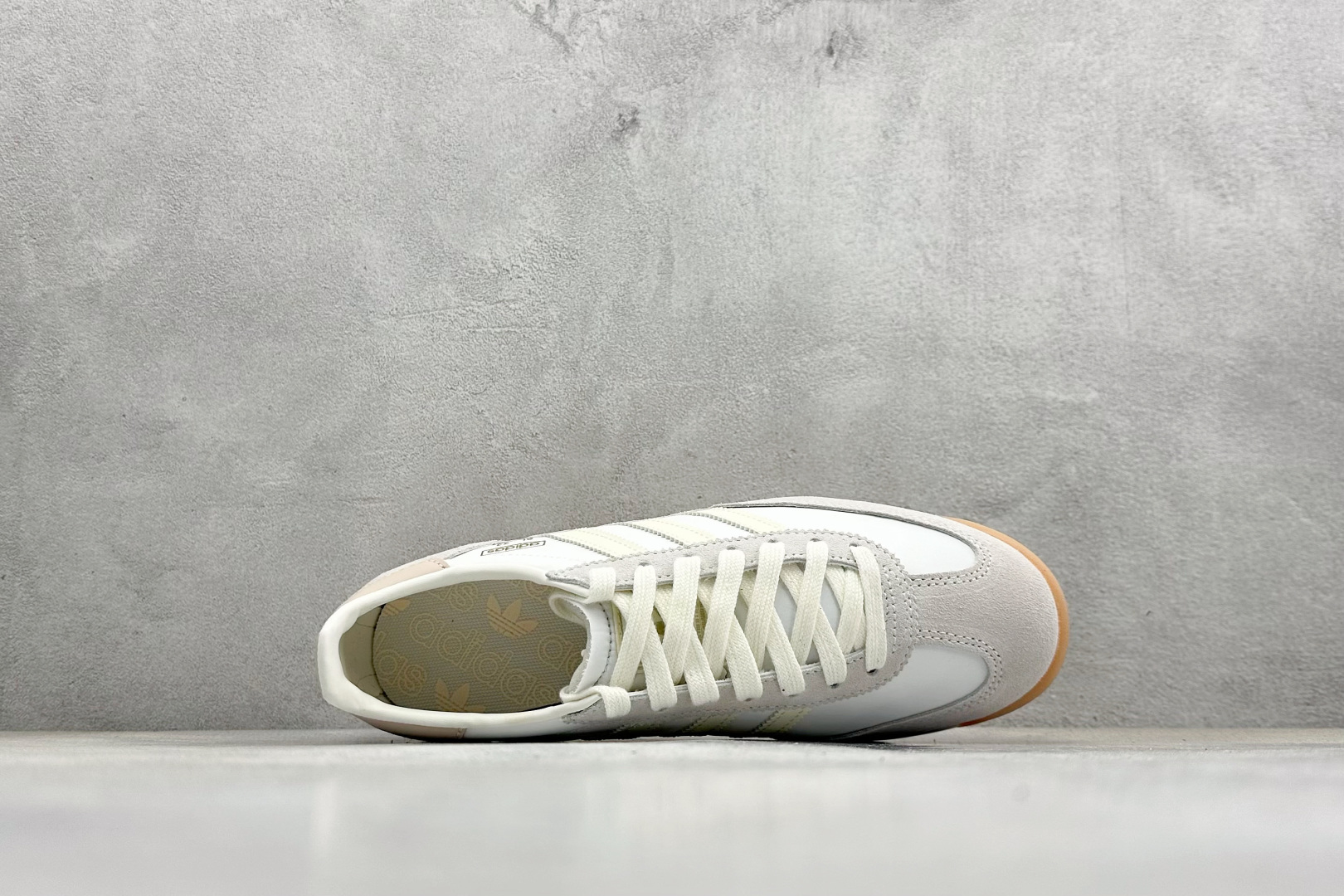 ML版AD Originals SL 72 RS 休闲防滑耐磨低帮板鞋 JI2491-莆田鞋,莆田鞋货源,高仿鞋,高仿鞋货源,安福档口,莆田高仿鞋,莆田鞋批发,高仿鞋批发,莆田高仿运动鞋,高仿运动鞋,莆田运动鞋 ML版AD Originals SL 72 RS 休闲防滑耐磨低帮板鞋 JI2491