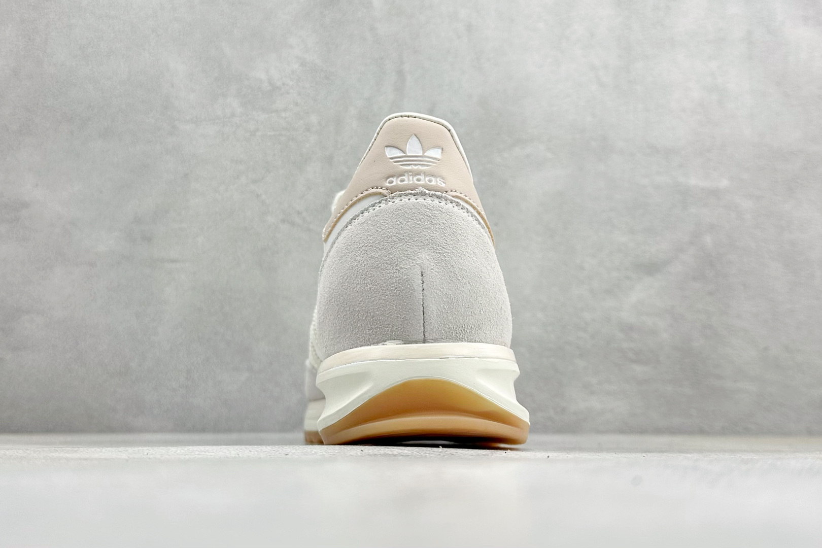 ML版AD Originals SL 72 RS 休闲防滑耐磨低帮板鞋 JI2491-莆田鞋,莆田鞋货源,高仿鞋,高仿鞋货源,安福档口,莆田高仿鞋,莆田鞋批发,高仿鞋批发,莆田高仿运动鞋,高仿运动鞋,莆田运动鞋 ML版AD Originals SL 72 RS 休闲防滑耐磨低帮板鞋 JI2491