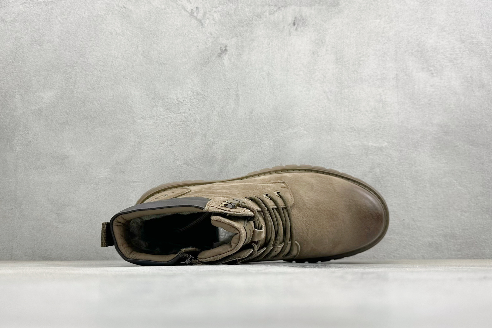 UGGTasman Weather Hybrid 塔斯曼混合系列中帮轻量休闲马丁靴 U5618 UGGTasman Weather Hybrid 塔斯曼混合系列中帮轻量休闲马丁靴 U5618