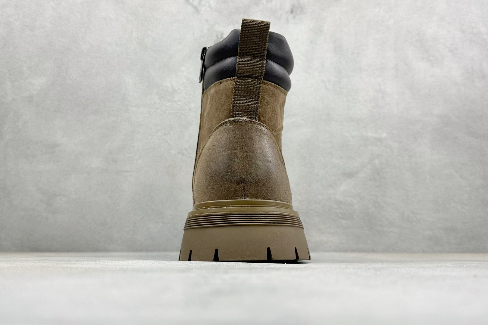 UGGTasman Weather Hybrid 塔斯曼混合系列中帮轻量休闲马丁靴 U5618 UGGTasman Weather Hybrid 塔斯曼混合系列中帮轻量休闲马丁靴 U5618