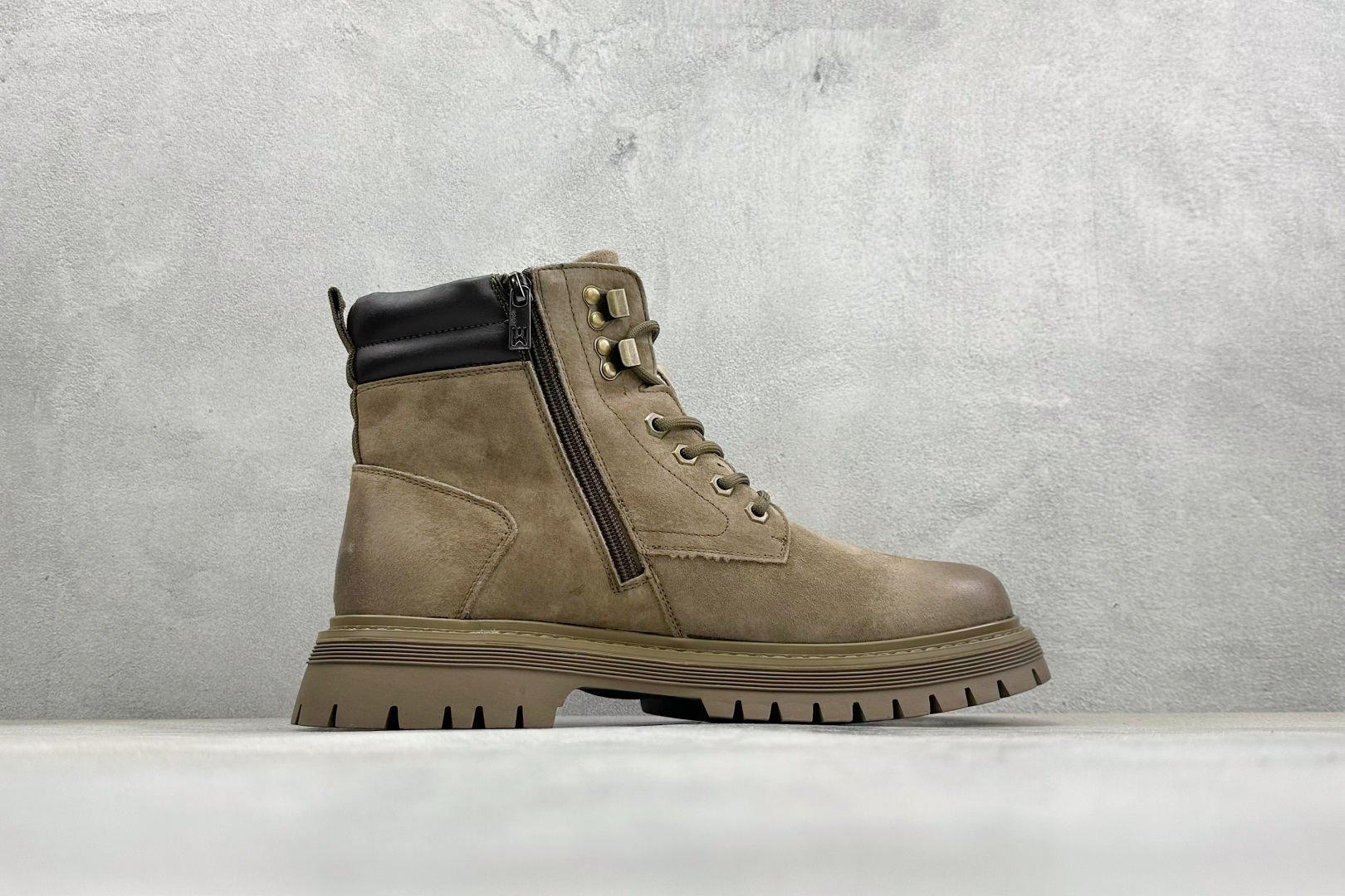 UGGTasman Weather Hybrid 塔斯曼混合系列中帮轻量休闲马丁靴 U5618 UGGTasman Weather Hybrid 塔斯曼混合系列中帮轻量休闲马丁靴 U5618