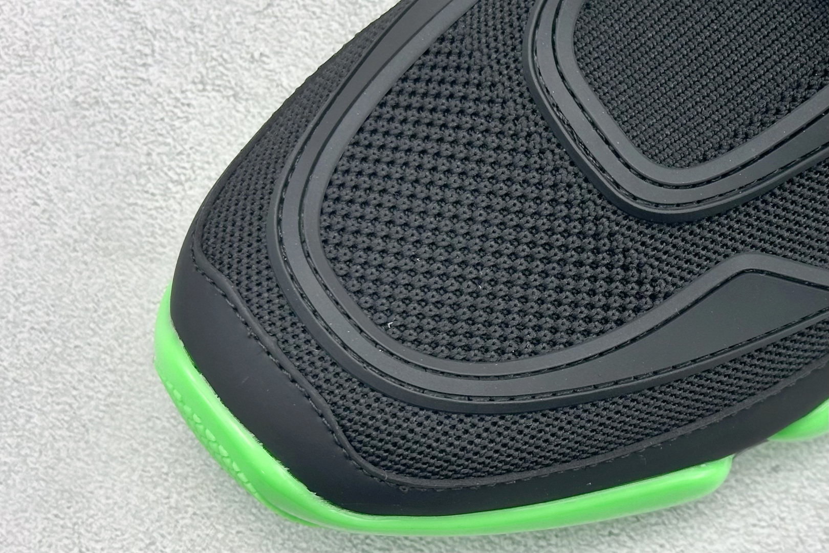 PRADA普拉达 Cloudbu魔术贴 运动 减震耐磨包裹性 低帮生活休闲鞋