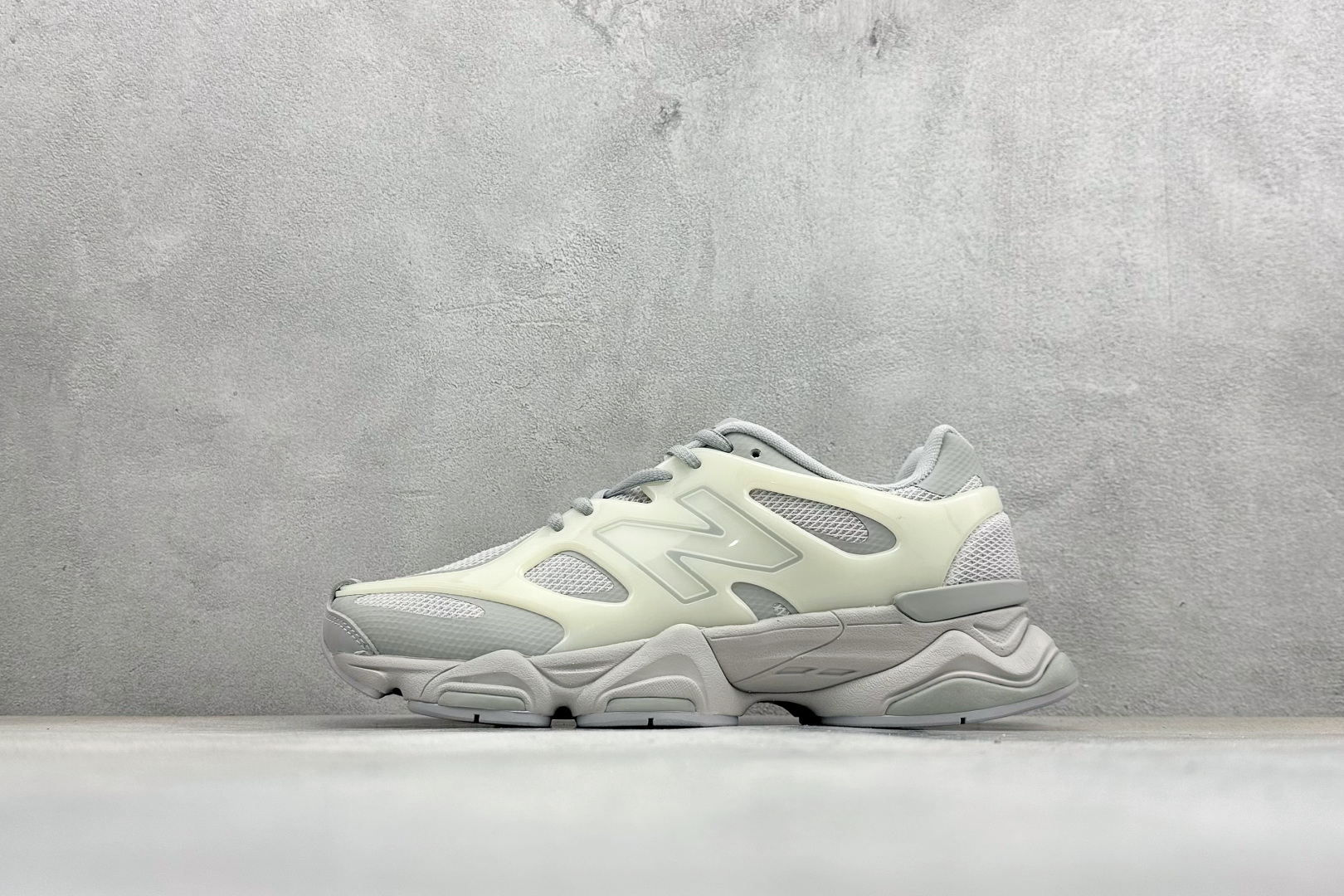 New Balance NB9060系列 复古休闲运动慢跑鞋 U9060IAB