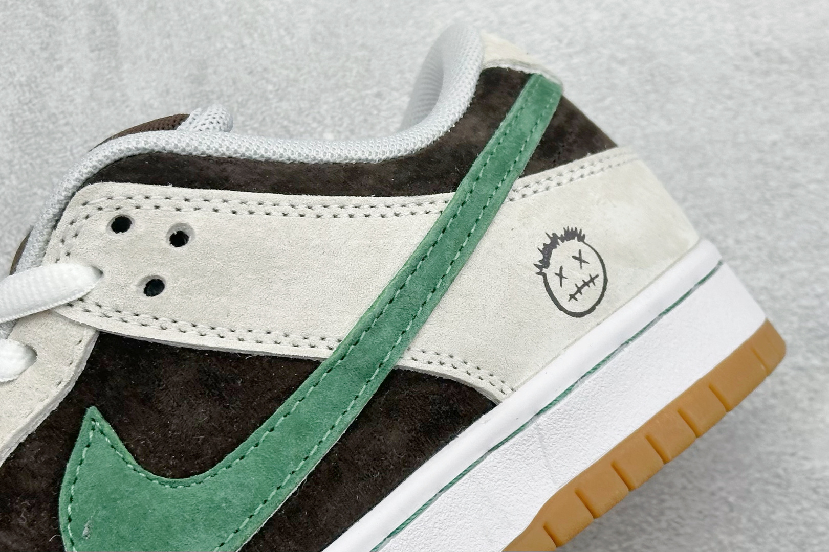 Nike SB Dunk Low 低帮休闲板鞋 HF3704-001