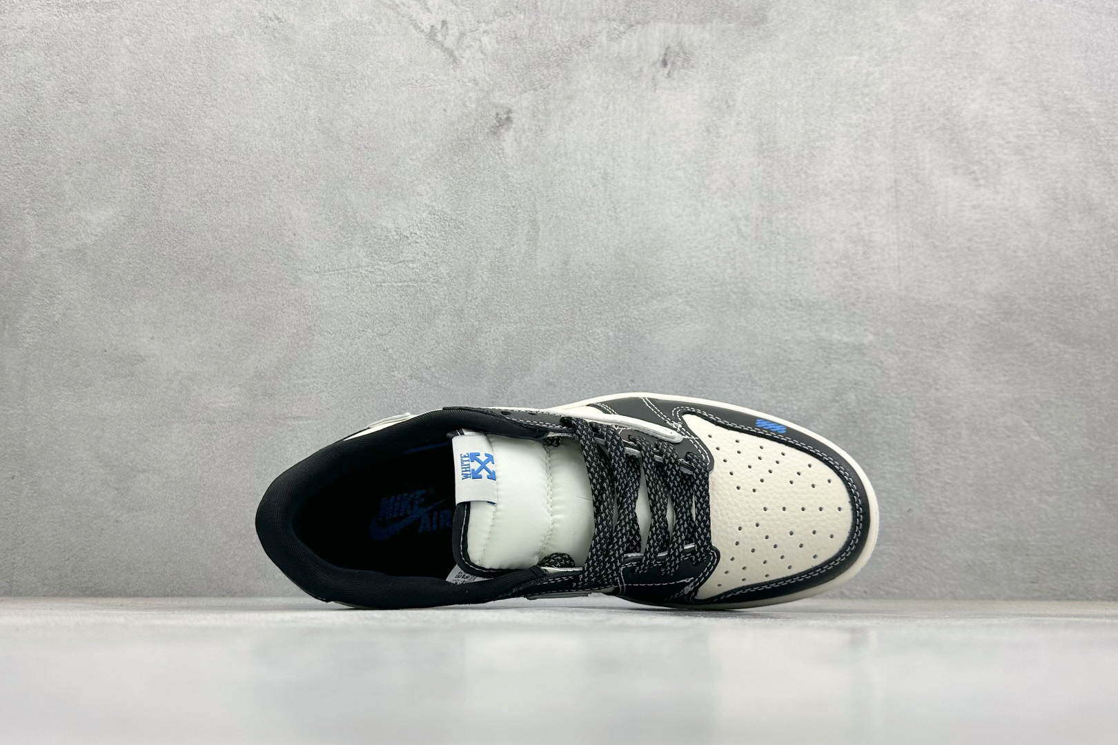 Air Jordan 1 Low AJ1 乔1 OWF联名 倒钩高端定制 低帮复古篮球鞋 XB1979-024 Air Jordan 1 Low AJ1 乔1 OWF联名 倒钩高端定制 低帮复古篮球鞋 XB1979-024