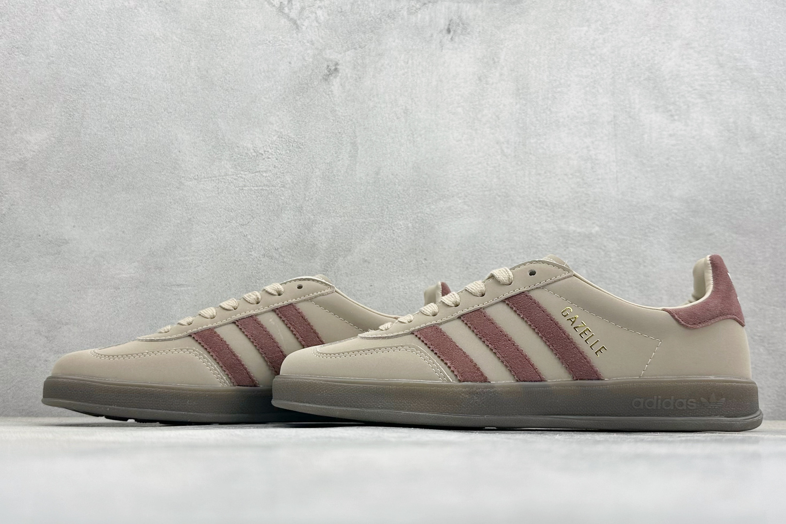 HZ版AdidOriginals Gazelle Indoor 三叶草复古休闲防滑耐磨低帮板鞋 JQ8387