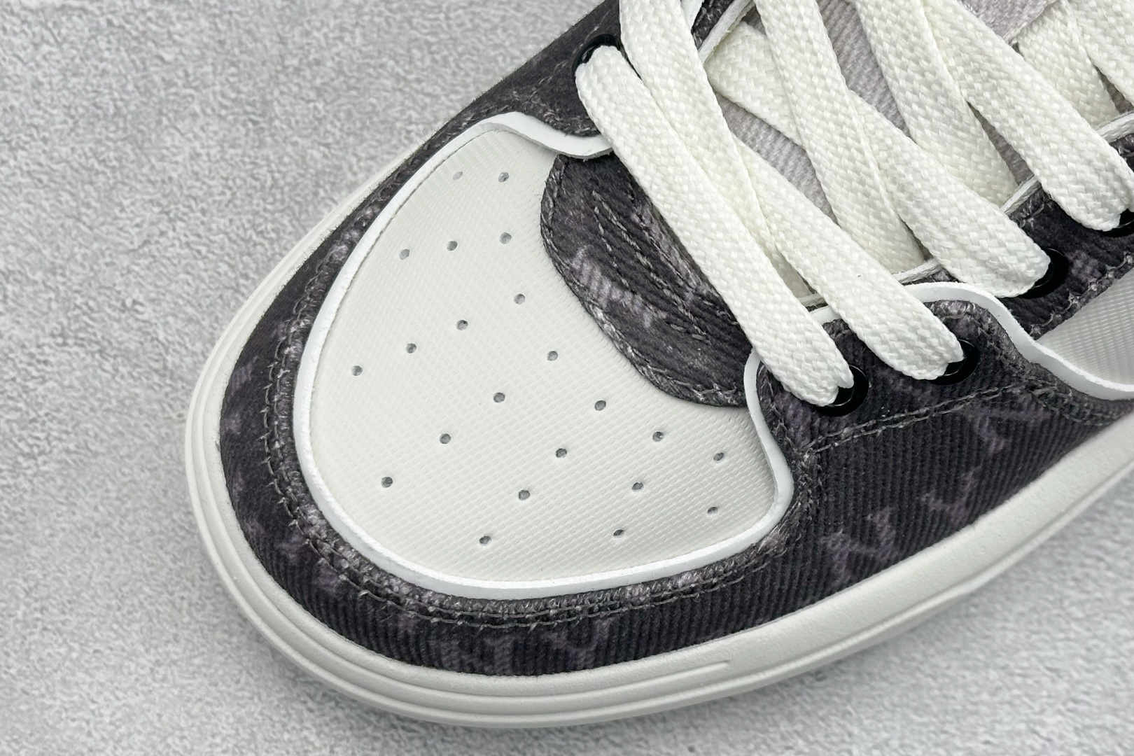 MLB CHUNKY LINER DENIM MONOGRAM SL 印刻老花 时尚舒适 休闲运动 防滑耐磨低帮学长鞋 3ASXM016N