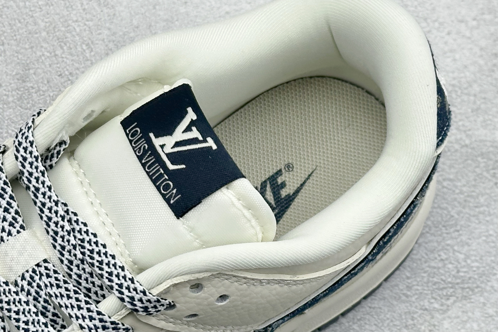 Nike SB Dunk Low LV联名 米灰蓝牛仔 低帮休闲板鞋 DN3168-001