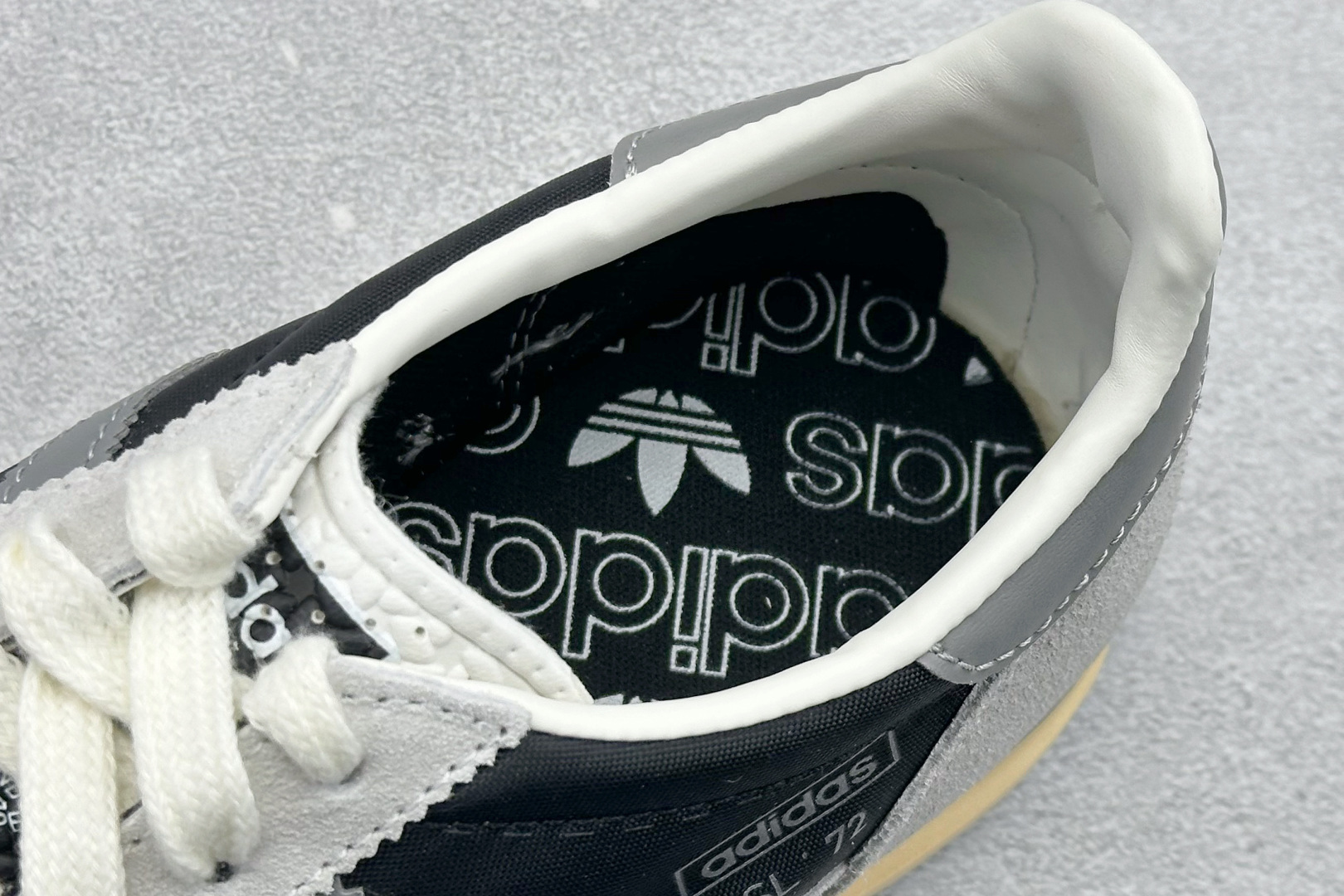 ML版AD Originals SL 72 RS 休闲防滑耐磨低帮板鞋 JI2498