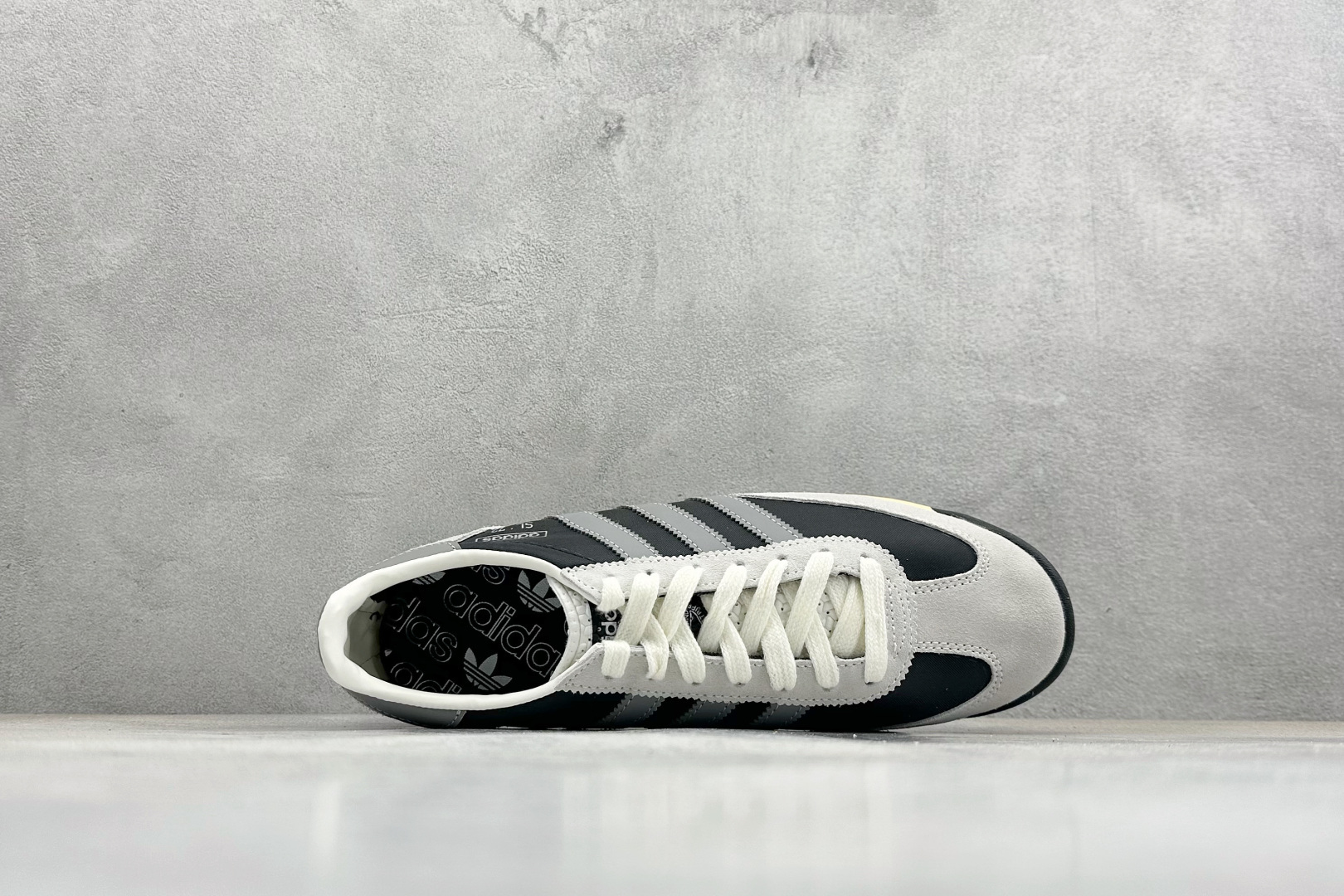 ML版AD Originals SL 72 RS 休闲防滑耐磨低帮板鞋 JI2498