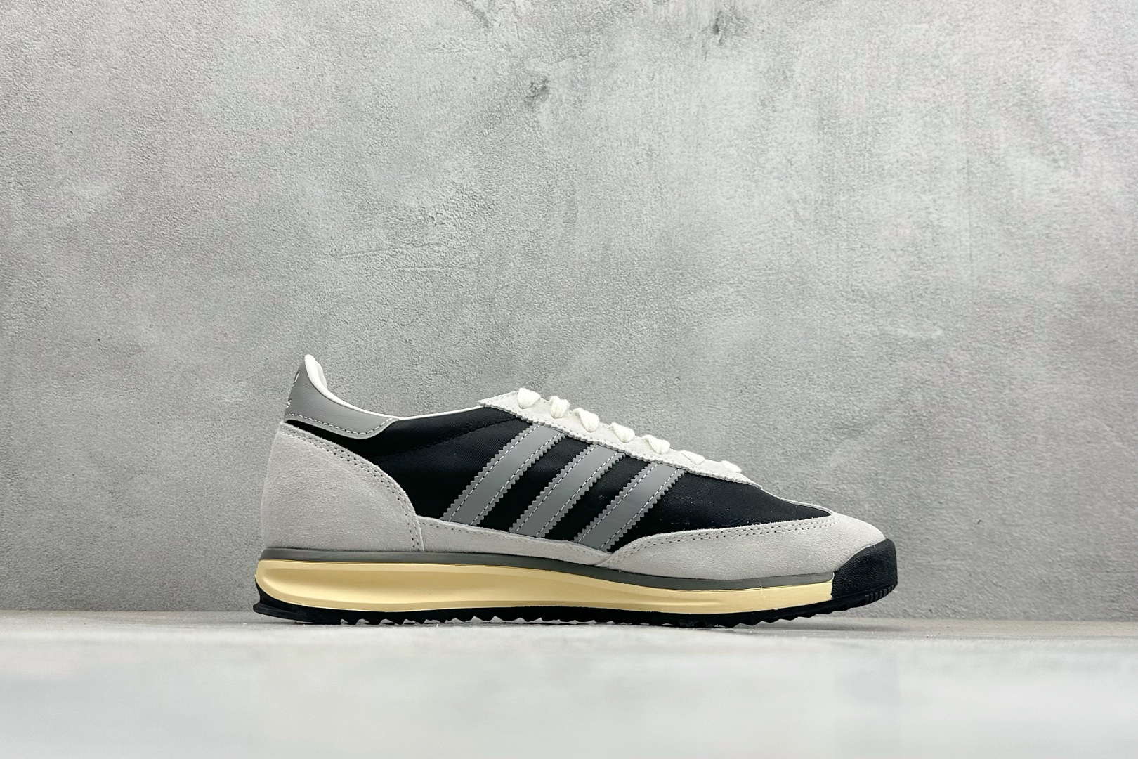 ML版AD Originals SL 72 RS 休闲防滑耐磨低帮板鞋 JI2498