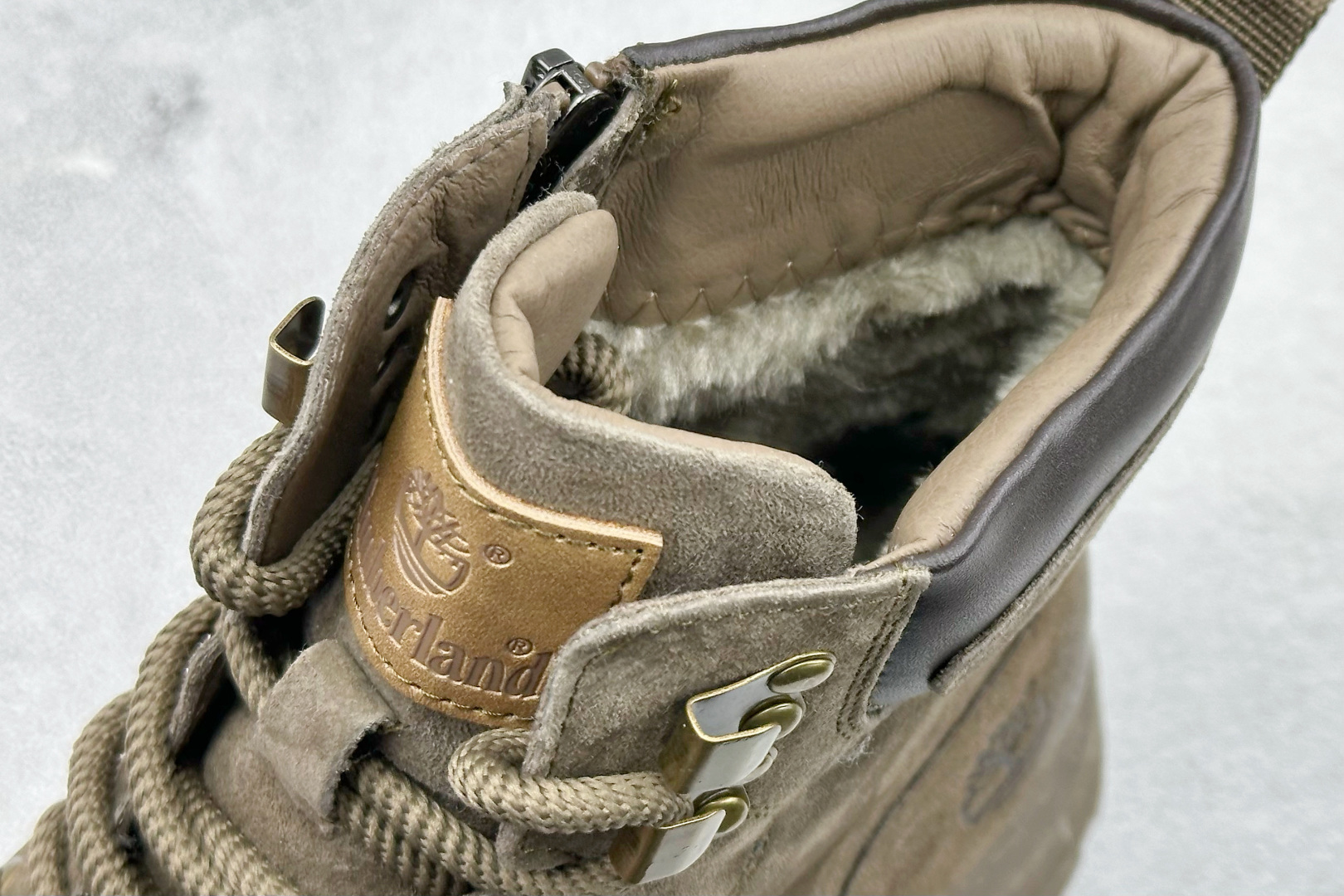 Timberland添柏岚/天伯伦 秋冬新品 秋冬必备户外休闲大黄靴系列 TB10059 Timberland添柏岚/天伯伦 秋冬新品 秋冬必备户外休闲大黄靴系列 TB10059