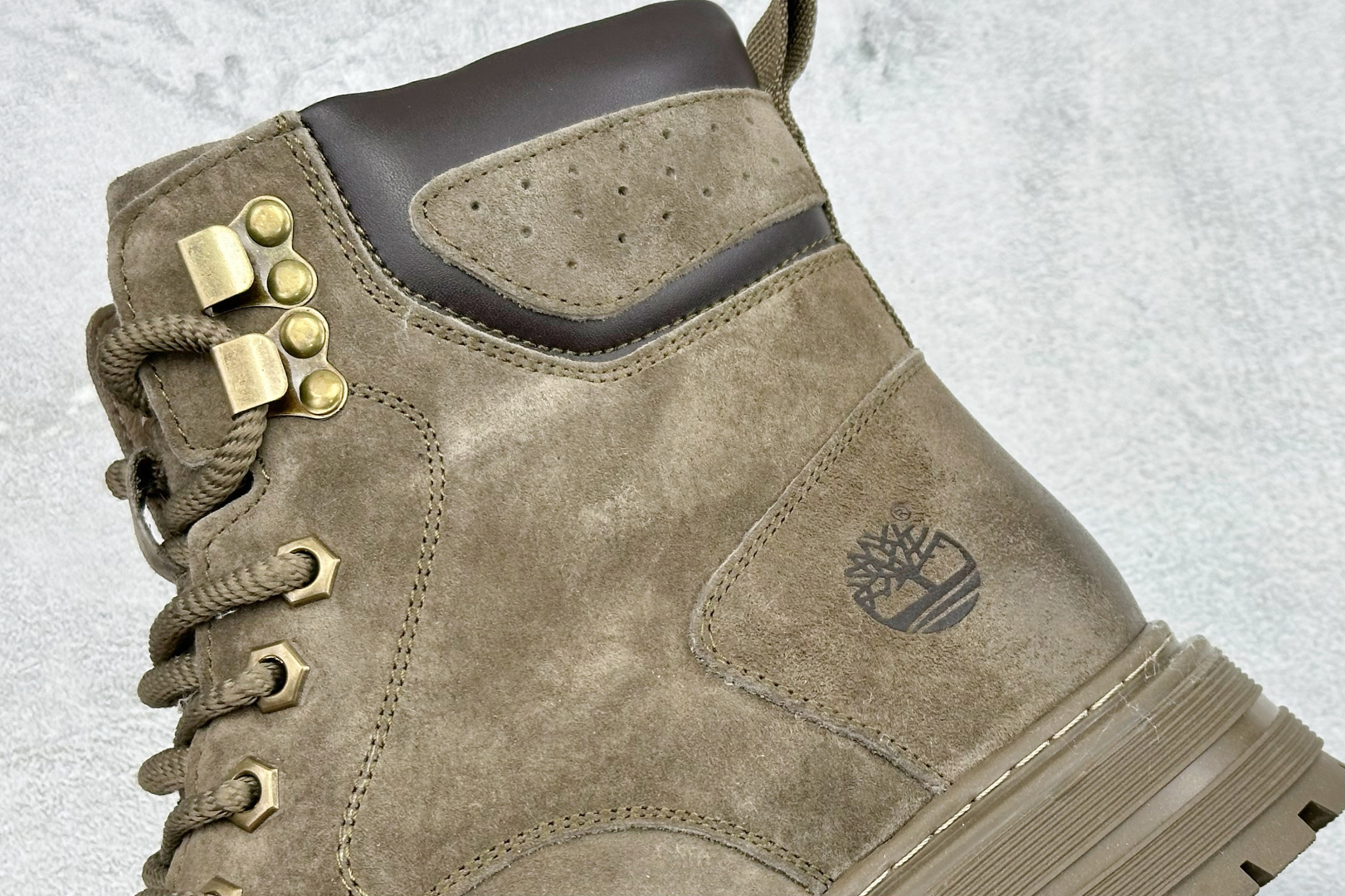 Timberland添柏岚/天伯伦 秋冬新品 秋冬必备户外休闲大黄靴系列 TB10059 Timberland添柏岚/天伯伦 秋冬新品 秋冬必备户外休闲大黄靴系列 TB10059