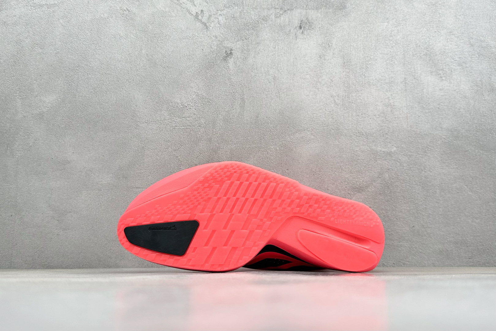 AdidADIZERO ADIOS PRO 5 M 马拉松竞速专业跑鞋 K18297