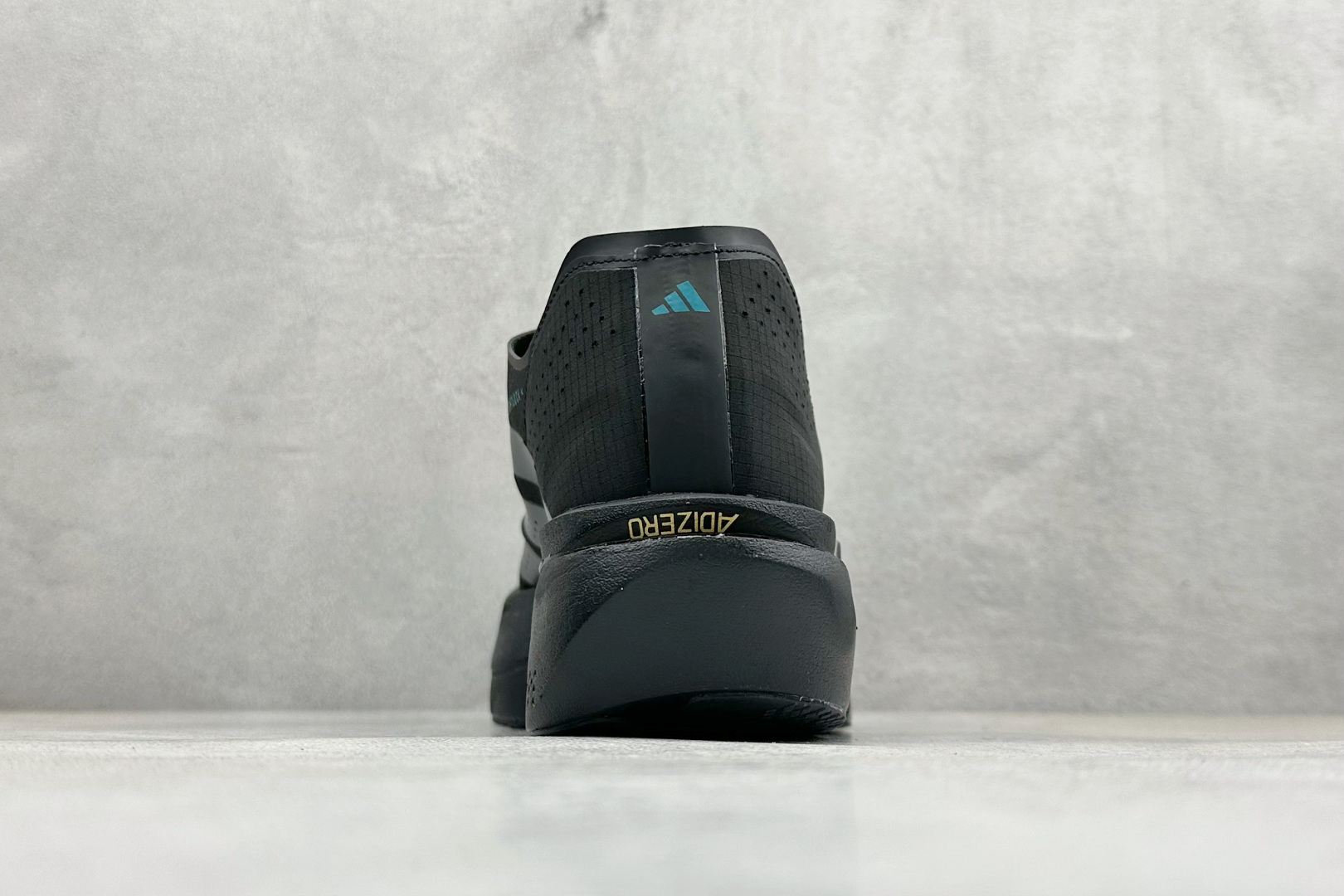 AdidADIZERO ADIOS PRO 5 M 马拉松竞速专业跑鞋 K18210