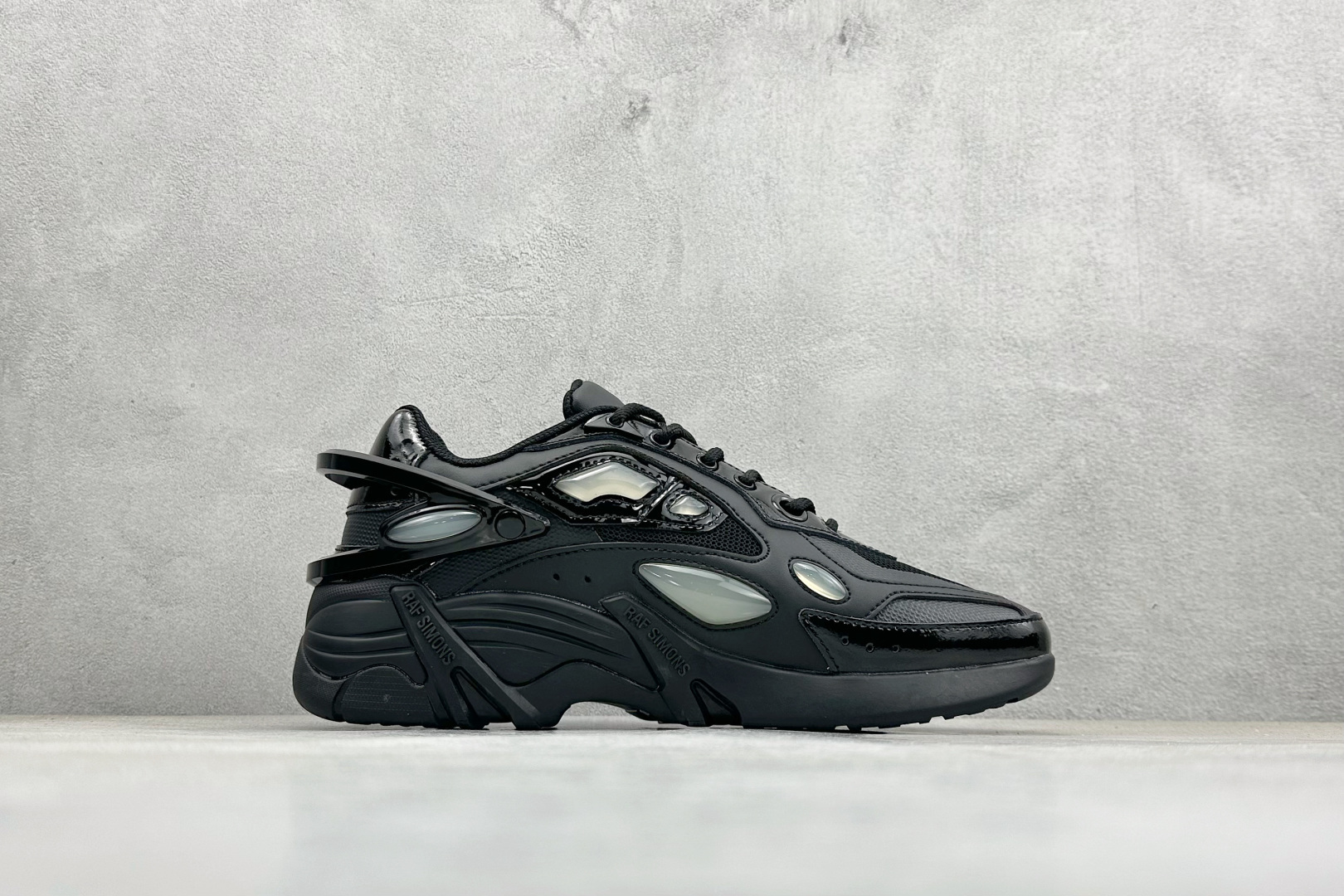 RAF SIMONS Cylon-21 织物皮革 圆头系带 低帮 生活休闲鞋 HR740011L