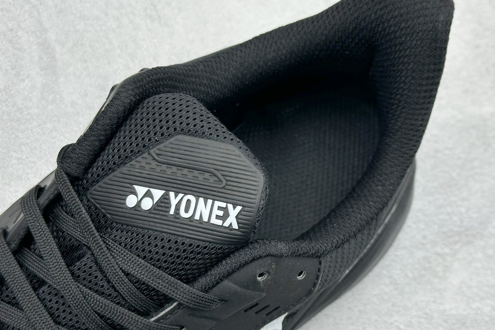 尤尼克斯（YONEX）跑步鞋 羽毛球鞋YY训练比赛球鞋网球