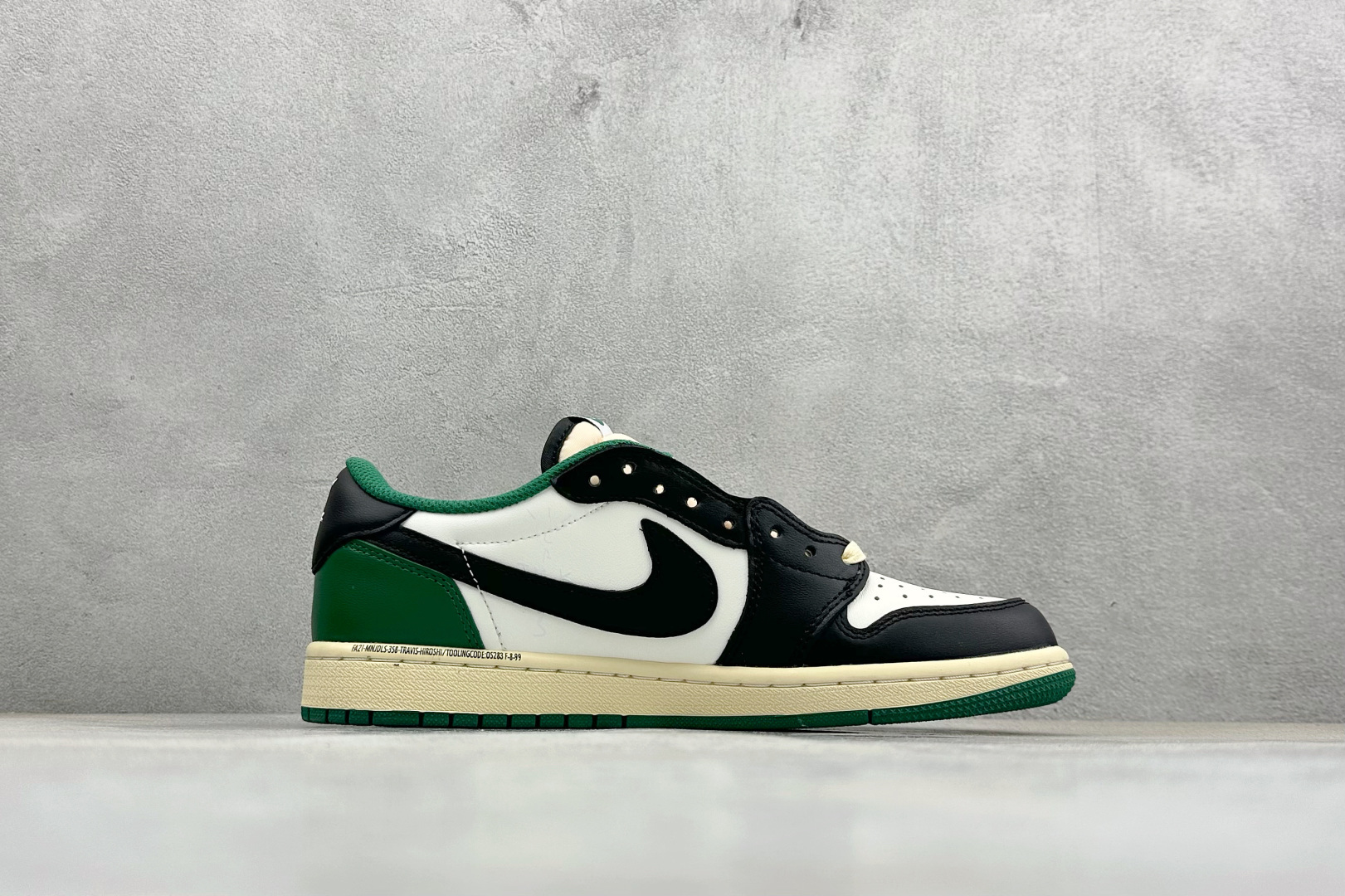 F版Fragment x TS x Air Jordan 1 Low 三方联名低帮倒钩板鞋 DM7866-128 F版Fragment x TS x Air Jordan 1 Low 三方联名低帮倒钩板鞋 DM7866-128