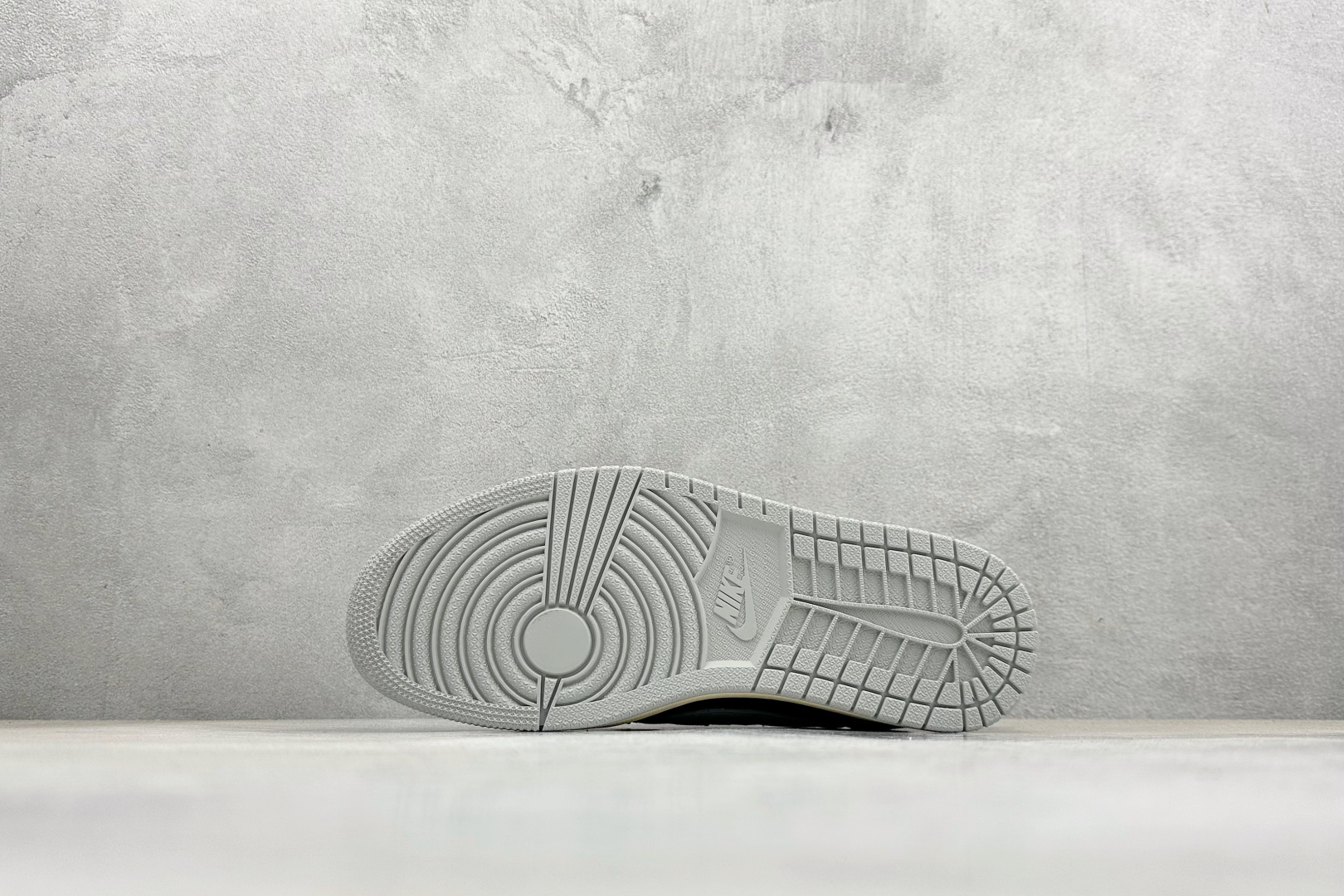 F版Fragment x TS x Air Jordan 1 Low 三方联名低帮倒钩板鞋 DM7866-010