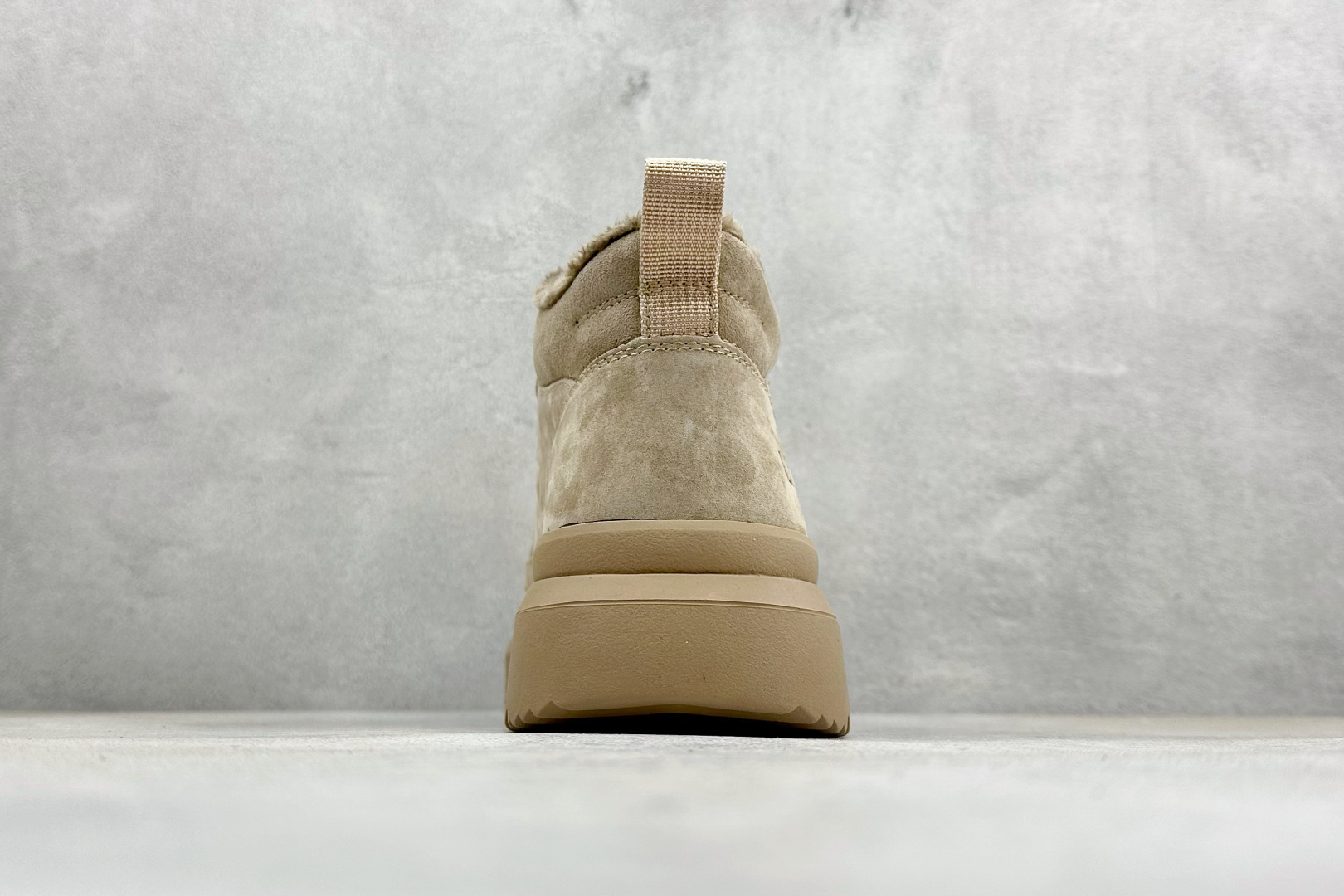 UGG秋冬新品（毛绒一体内里保暖锁热）秋冬必备 户外中帮男士休闲鞋雪地靴马丁靴系列 U6332