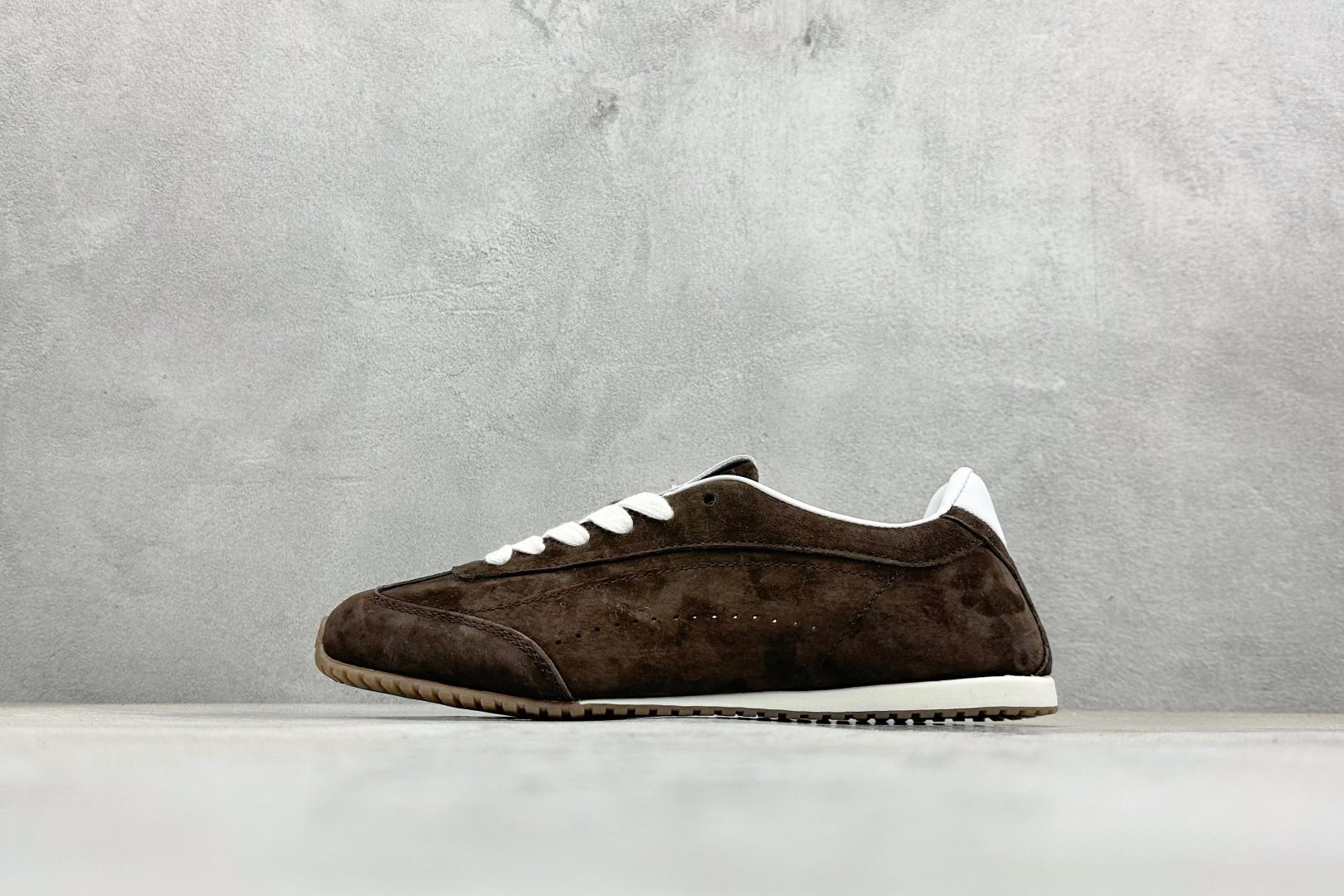 K版Alo Yoga Sunset Sneaker 徳训生活休闲鞋 A0891U-DARK