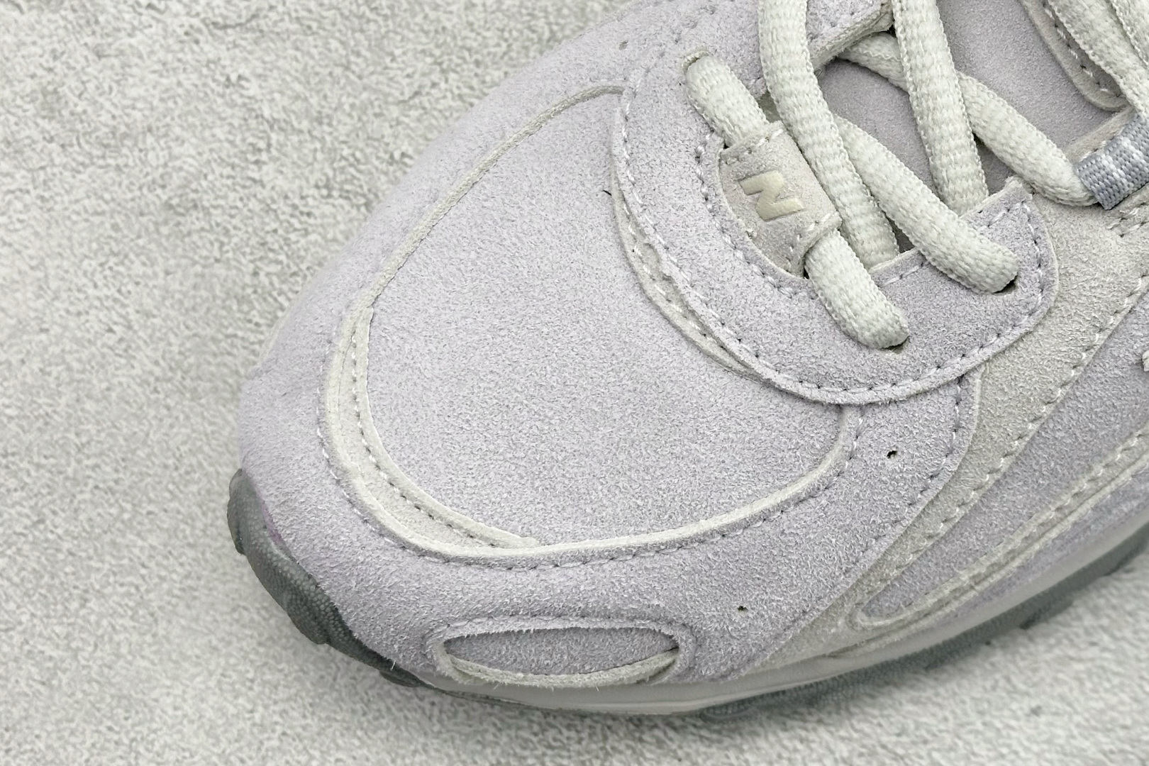 New Balance 204L 薄底鞋 薄底皮质鞋带德训miu系 减震耐磨包裹性支撑轻便 低帮 生活休闲鞋 U204LMMB