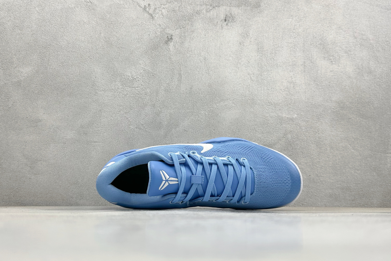 CK版Nike Zoom Kobe Ⅷ System 科比8代低帮实战篮球鞋 HM6469-401 CK版Nike Zoom Kobe Ⅷ System 科比8代低帮实战篮球鞋 HM6469-401