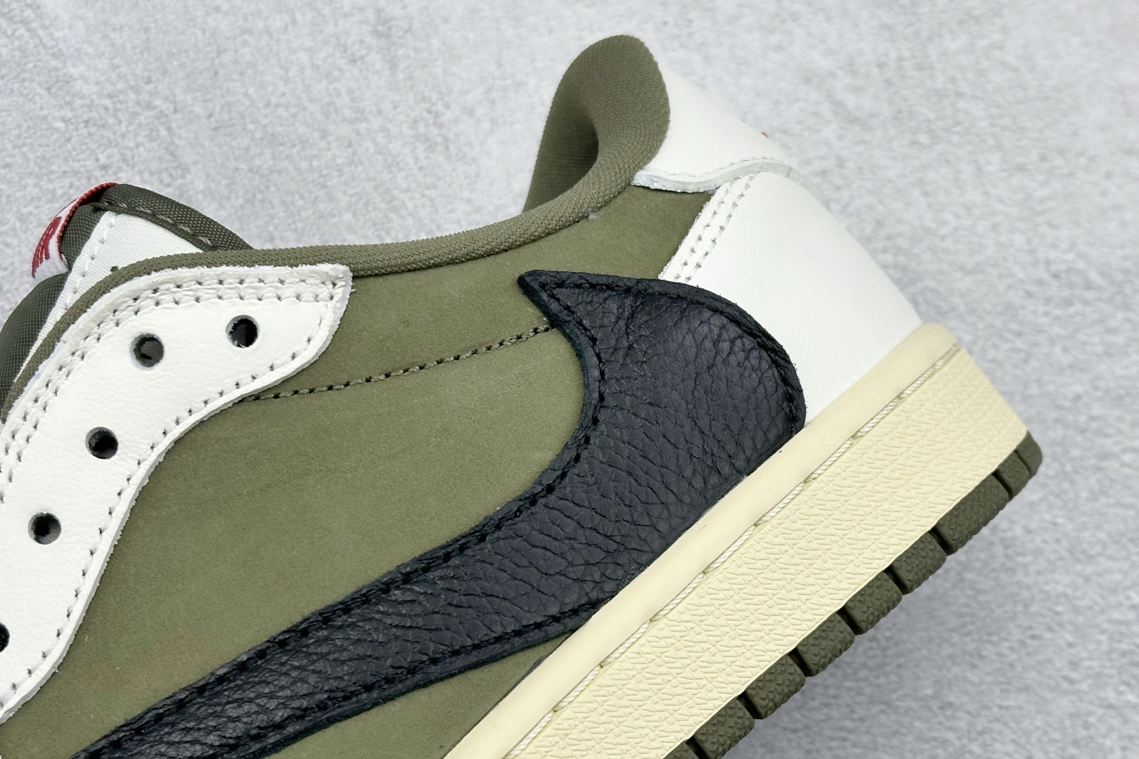 F版Fragment x TS x Air Jordan 1 Low 三方联名低帮倒钩板鞋 DM7866-200 F版Fragment x TS x Air Jordan 1 Low 三方联名低帮倒钩板鞋 DM7866-200