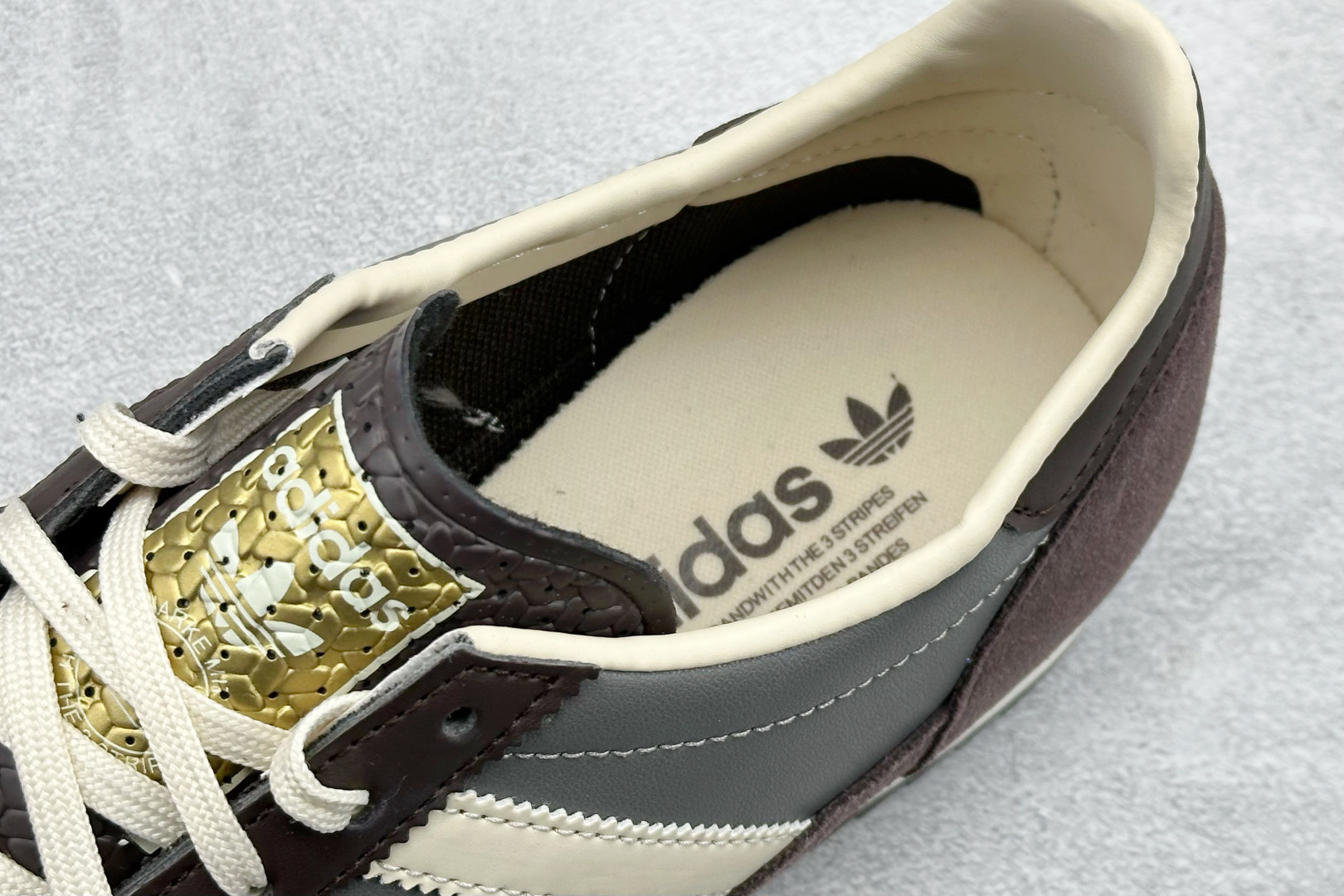 ML版AD Originals SL 72 RS 休闲防滑耐磨低帮板鞋 IF1937