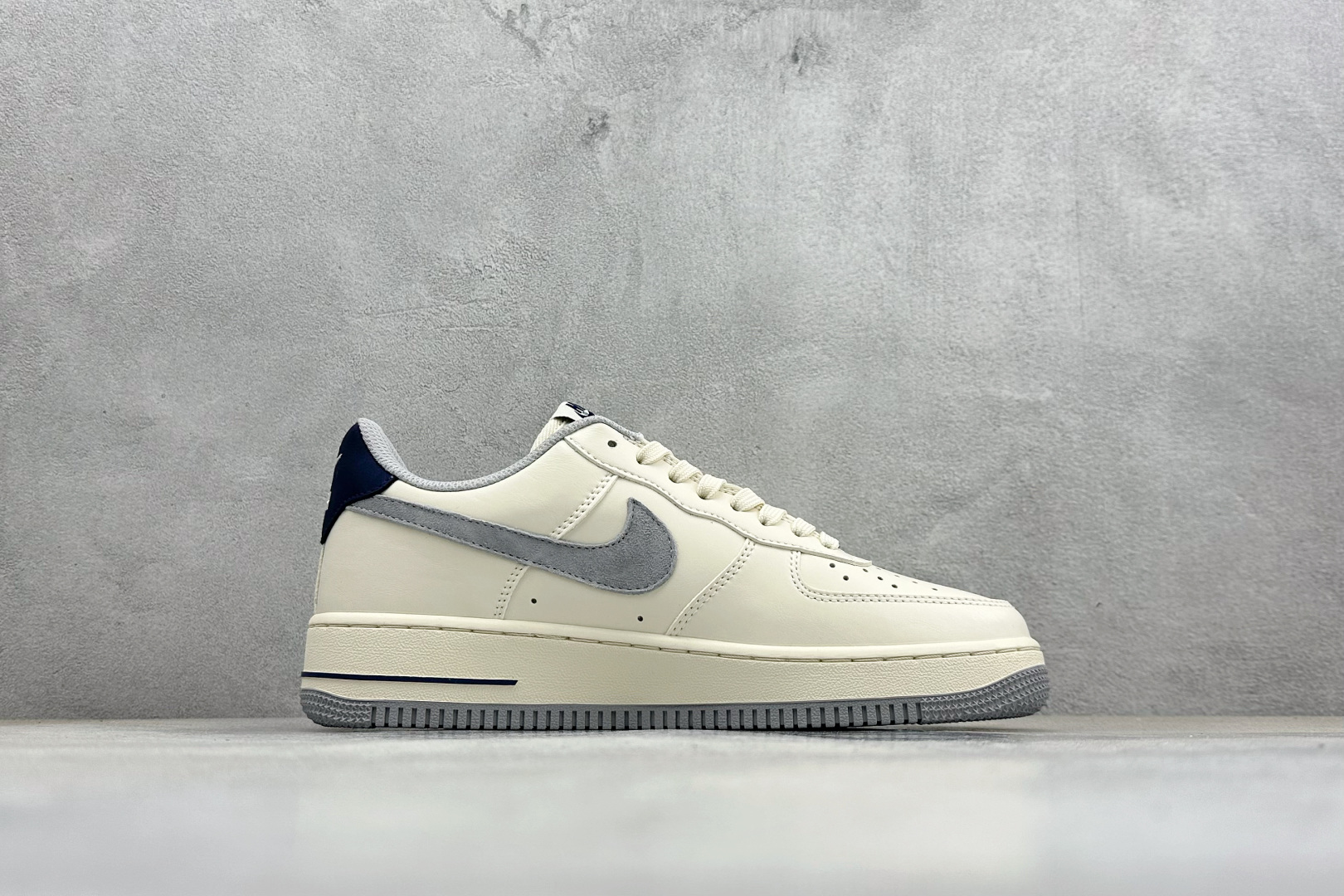 SC版Nike Air Force 1'07 Low 奶白雾灰 空军一号低帮休闲板鞋 NH0601-581