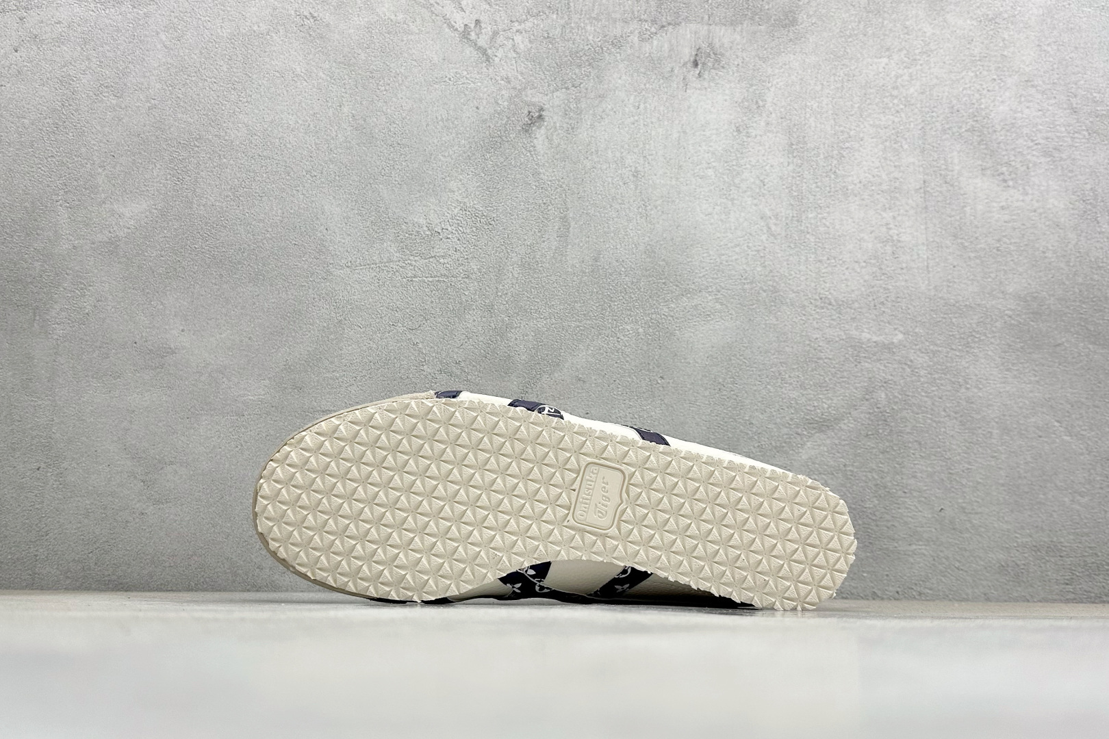 Onitsuka Tiger鬼塚虎 MEXICO 66 ‘DIY’定制球鞋系列 防滑耐磨透气轻便 低帮休闲鞋 DL408-144