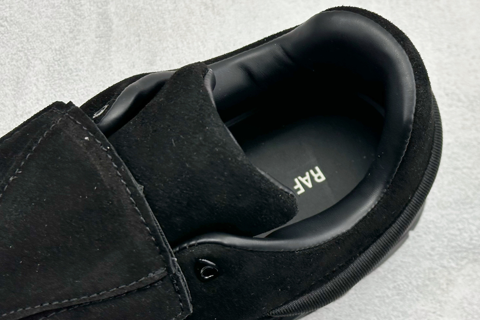 RAF SIMONS Antei 先锋潮流 复古低帮休闲鞋 HR740001L