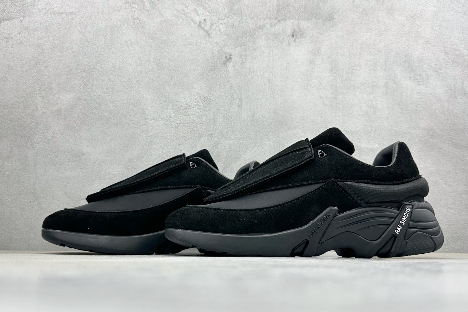 RAF SIMONS Antei 先锋潮流 复古低帮休闲鞋 HR740001L