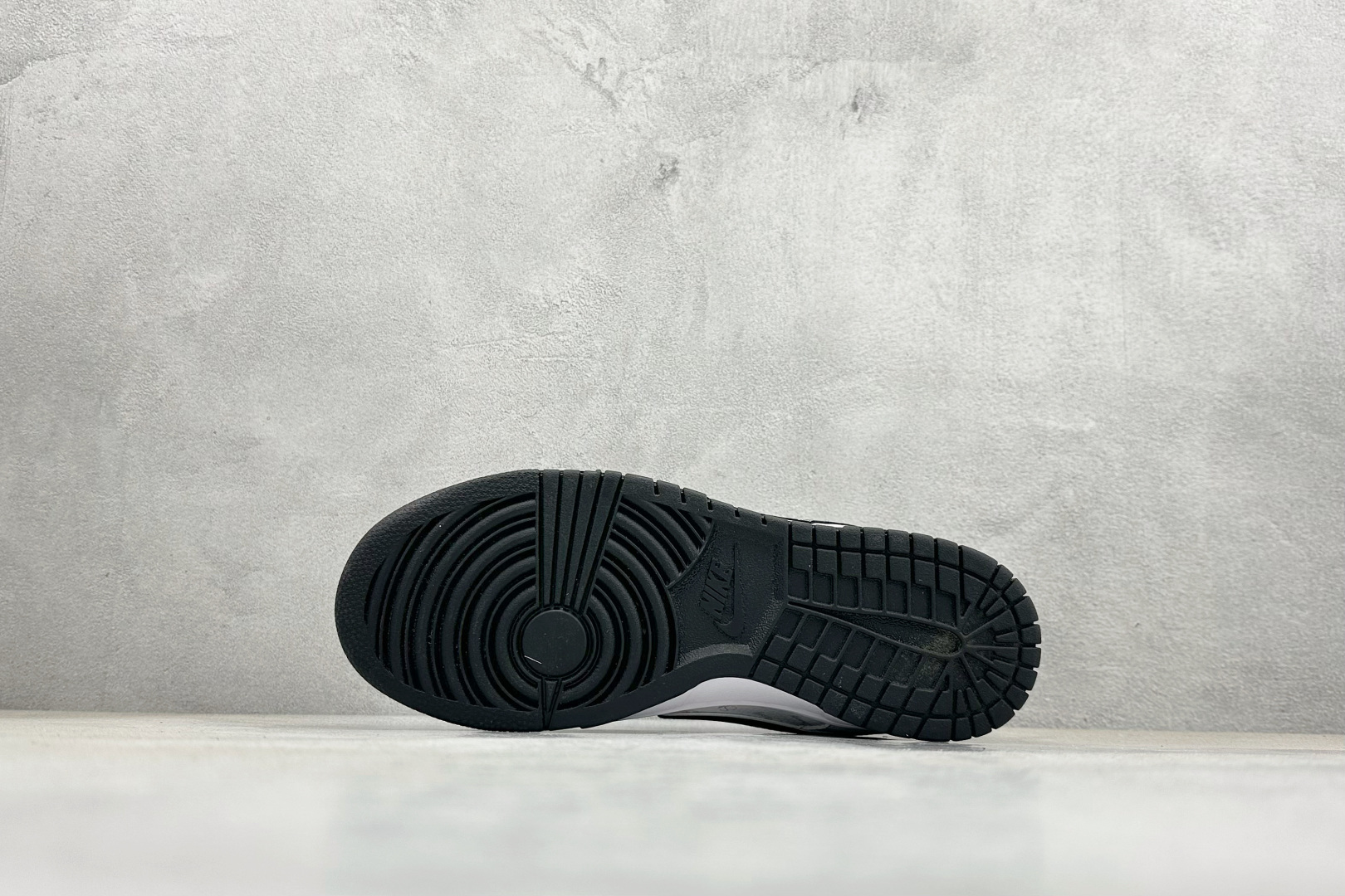 Nike Dunk Low Retro 斯图西联名 周年高端定制 低帮休闲板鞋 CS1688-127 Nike Dunk Low Retro 斯图西联名 周年高端定制 低帮休闲板鞋 CS1688-127