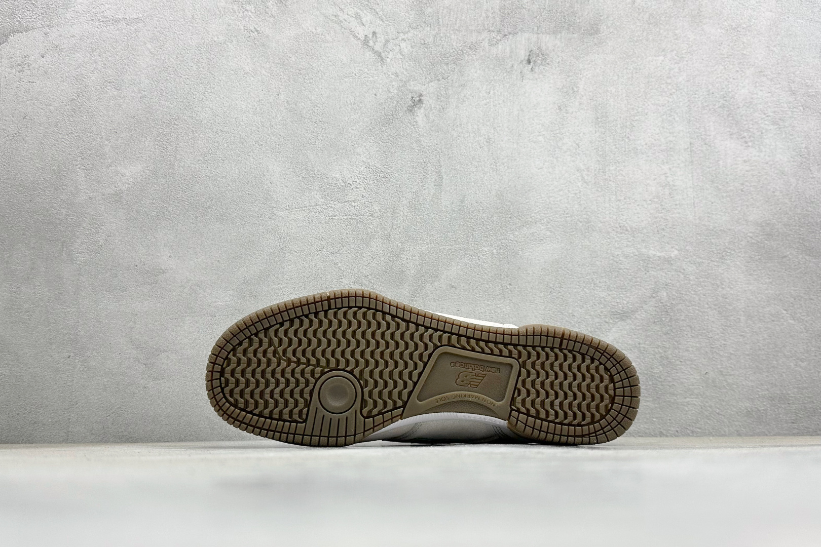 New Balance NB Numeric Tom Knox 600新百伦舒适低帮板鞋 NM600TRC-莆田鞋,莆田鞋货源,高仿鞋,高仿鞋货源,安福档口,莆田高仿鞋,莆田鞋批发,高仿鞋批发,莆田高仿运动鞋,高仿运动鞋,莆田运动鞋 New Balance NB Numeric Tom Knox 600新百伦舒适低帮板鞋 NM600TRC