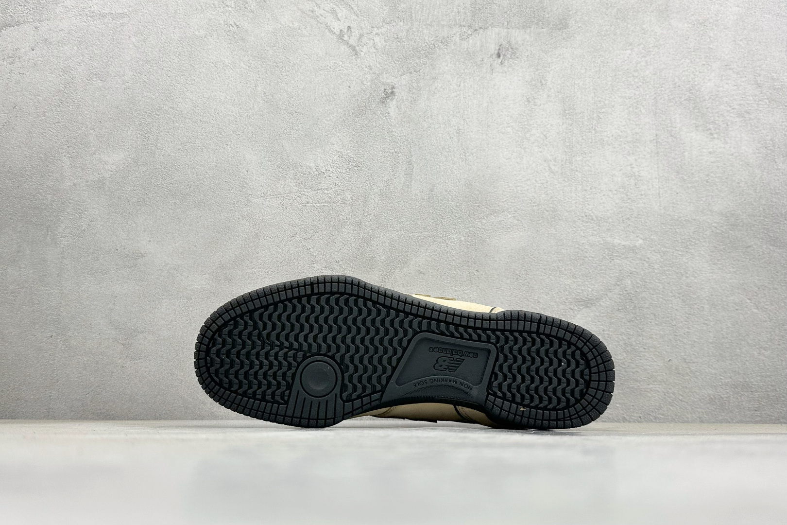 New Balance NB Numeric Tom Knox 600新百伦舒适低帮板鞋 NM600BNT