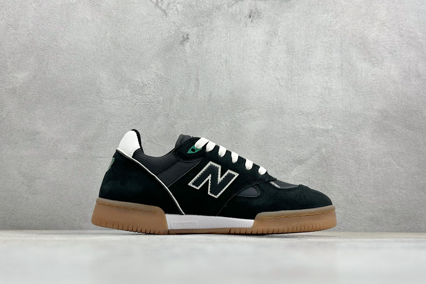 New Balance NB Numeric Tom Knox 600新百伦舒适低帮板鞋 NM600BNW