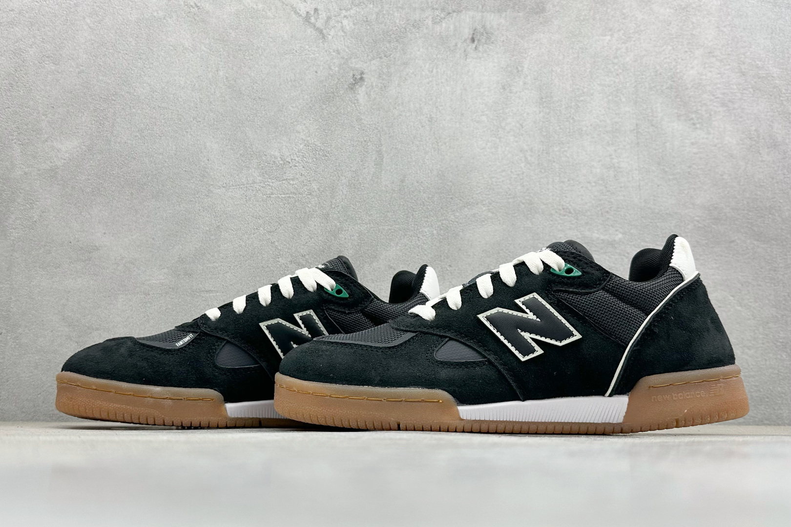New Balance NB Numeric Tom Knox 600新百伦舒适低帮板鞋 NM600BNW