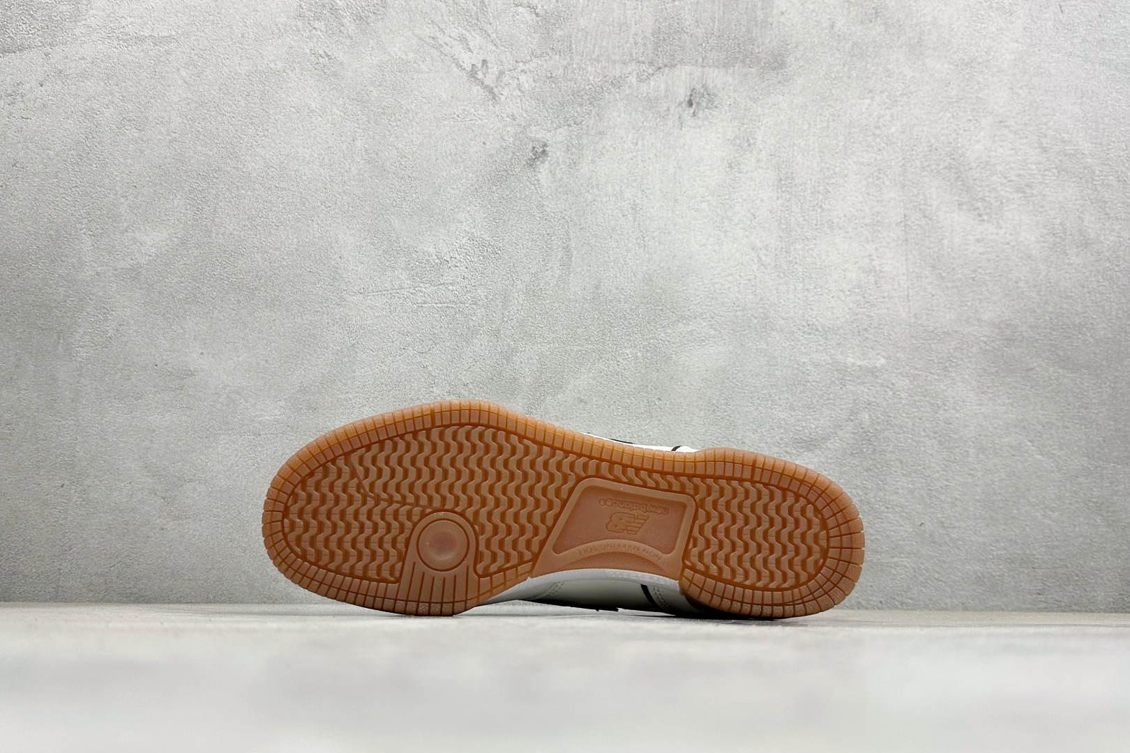 New Balance NB Numeric Tom Knox 600新百伦舒适低帮板鞋 NM600OGS