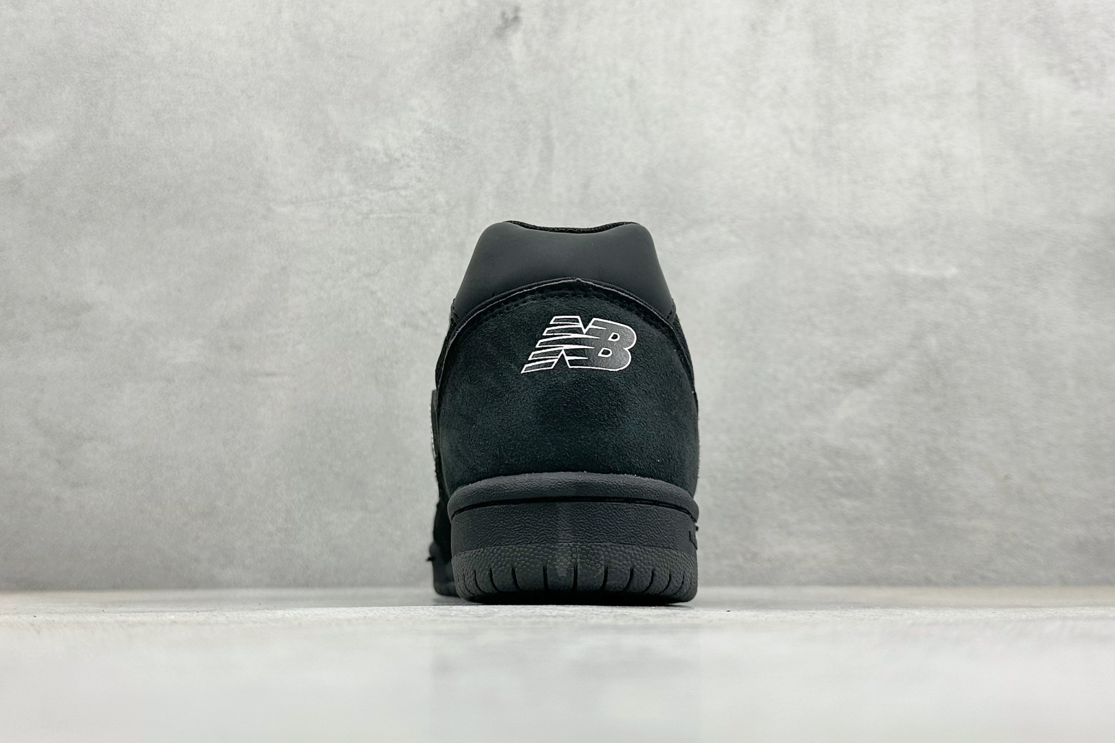 New Balance NB Numeric Tom Knox 600新百伦舒适低帮板鞋 NM600TER