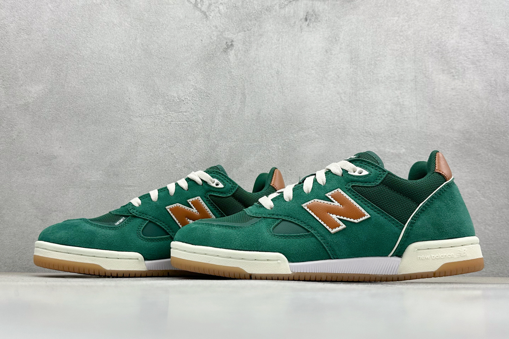 New Balance NB Numeric Tom Knox 600新百伦舒适低帮板鞋 NM600ALB