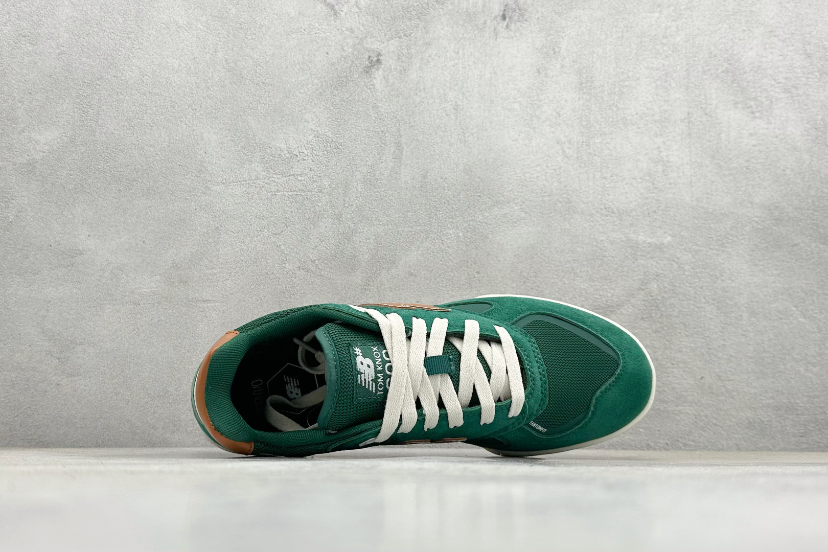 New Balance NB Numeric Tom Knox 600新百伦舒适低帮板鞋 NM600ALB